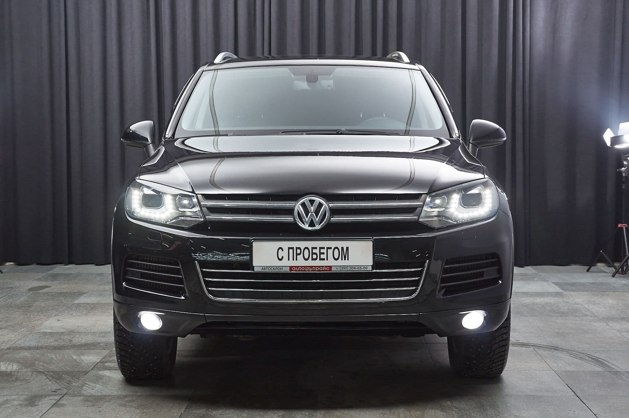 Volkswagen Touareg - 2