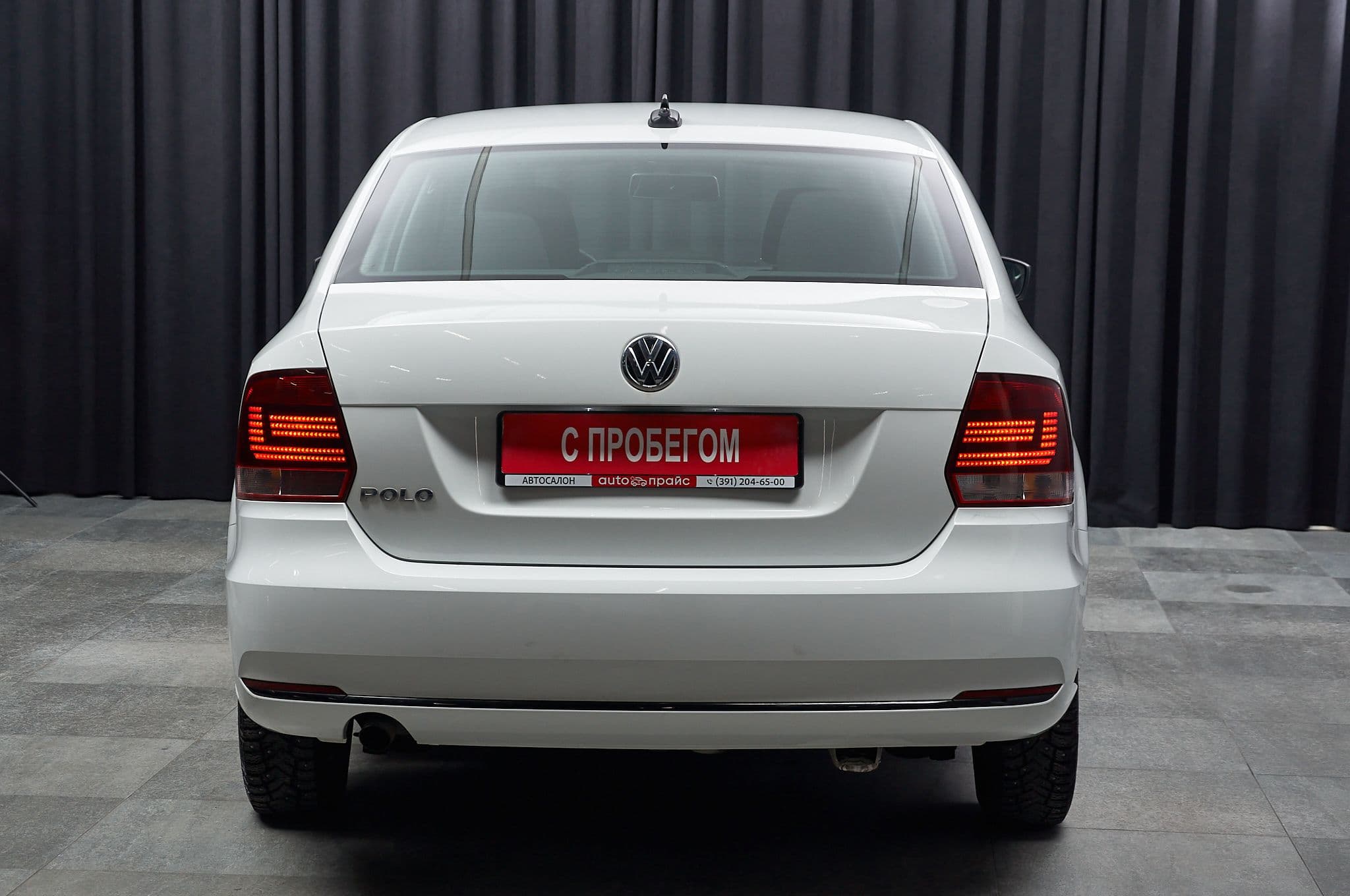 Volkswagen Polo - 4