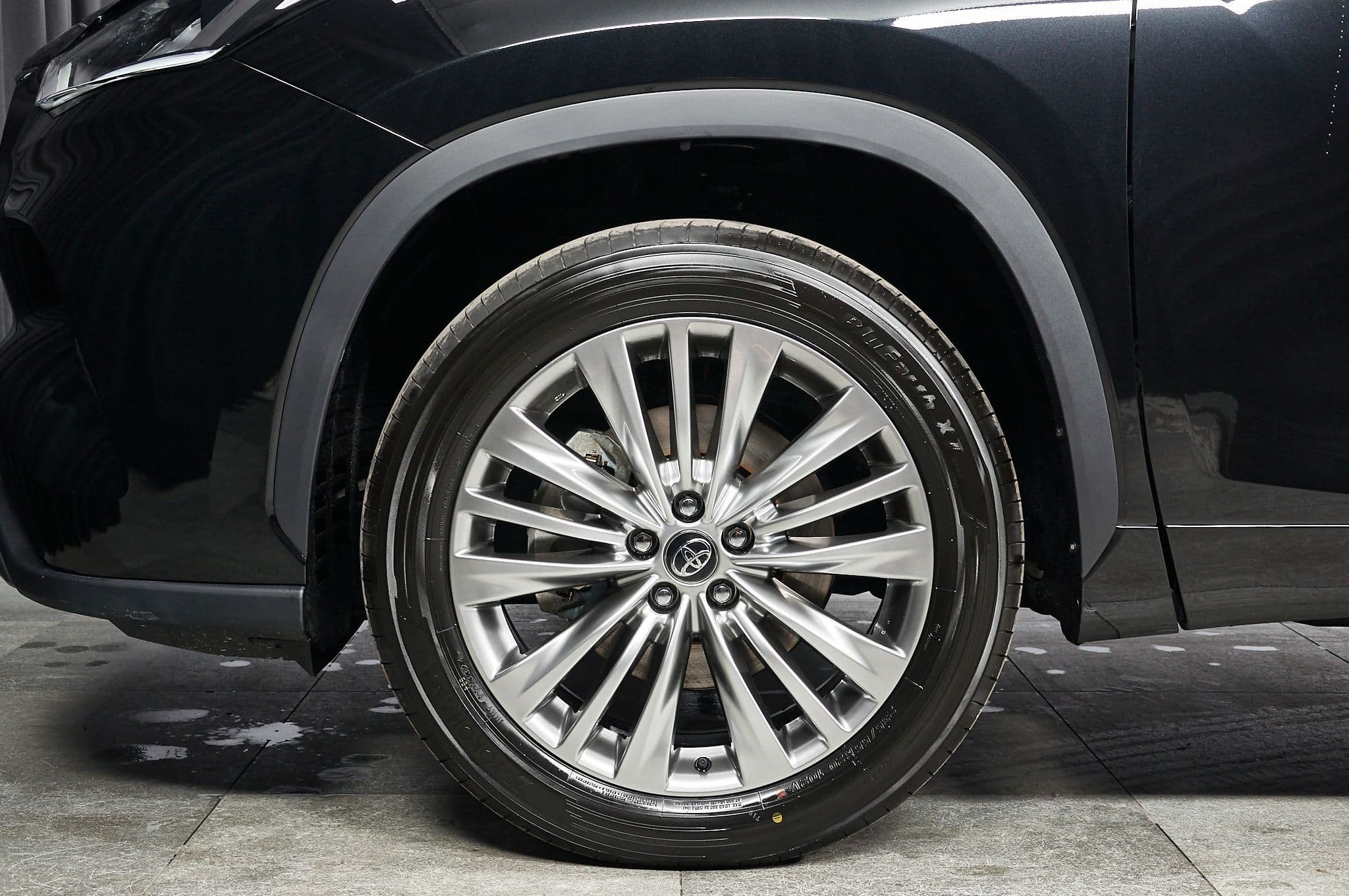 Toyota Highlander - 3