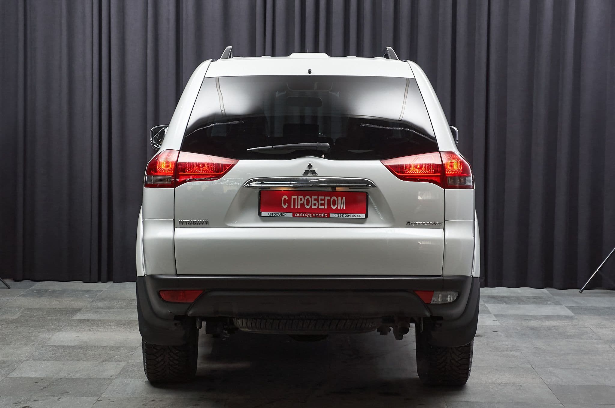 Mitsubishi Pajero Sport - 4