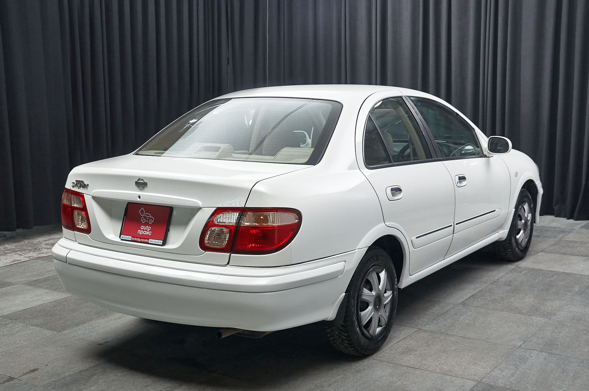 Nissan Bluebird Sylphy - 3