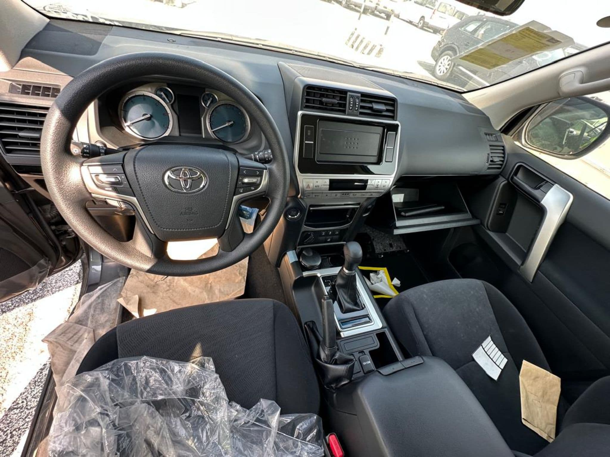 Toyota Land Cruiser Prado - 5