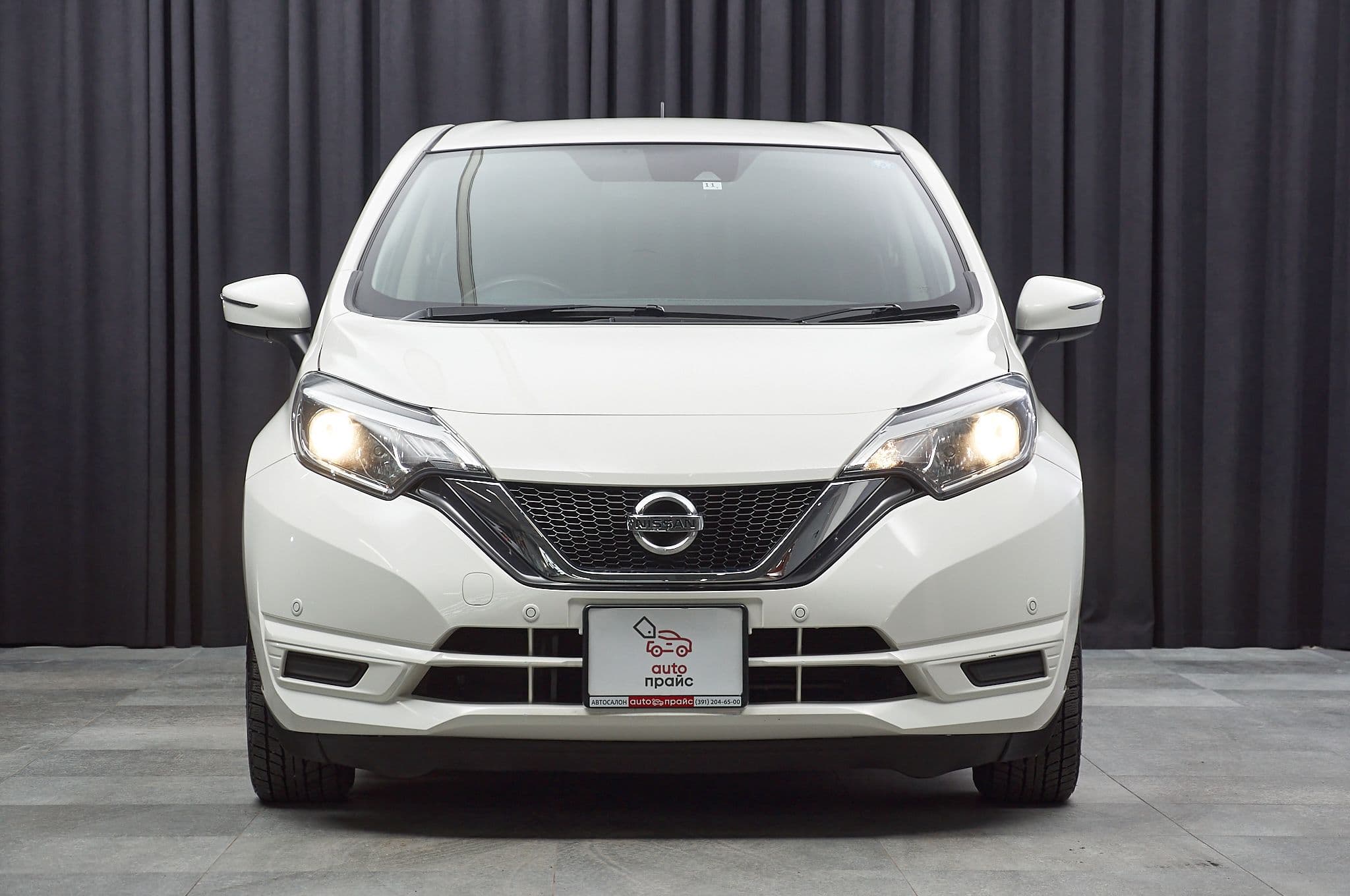 Nissan Note - 1