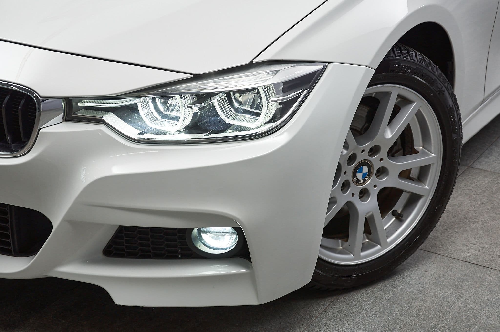 BMW 318i - 2