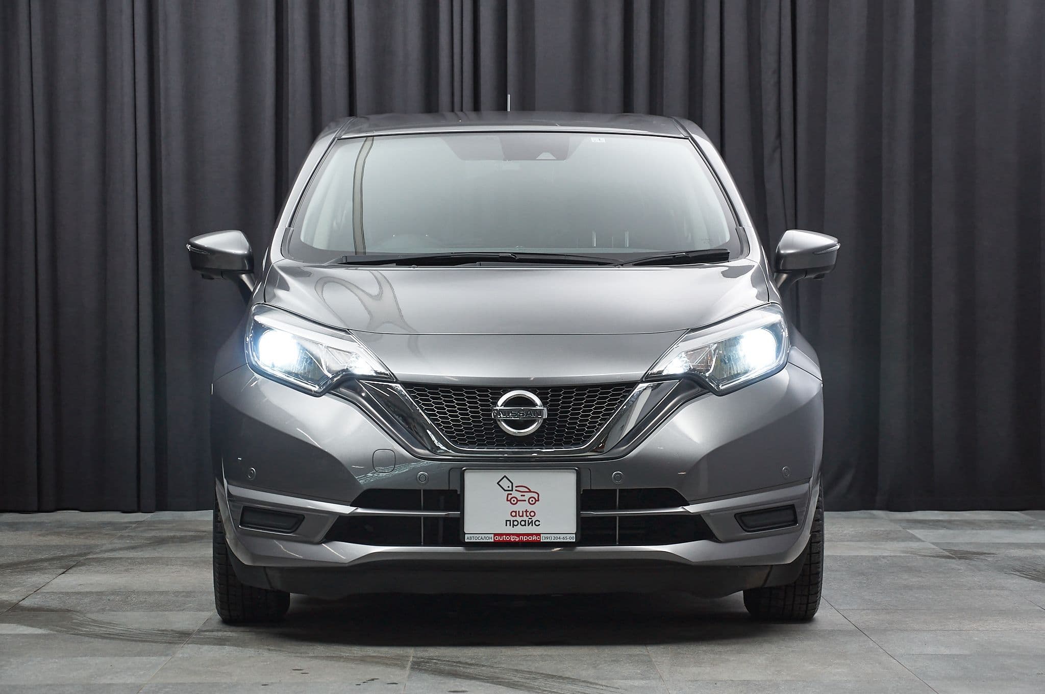 Nissan Note - 1