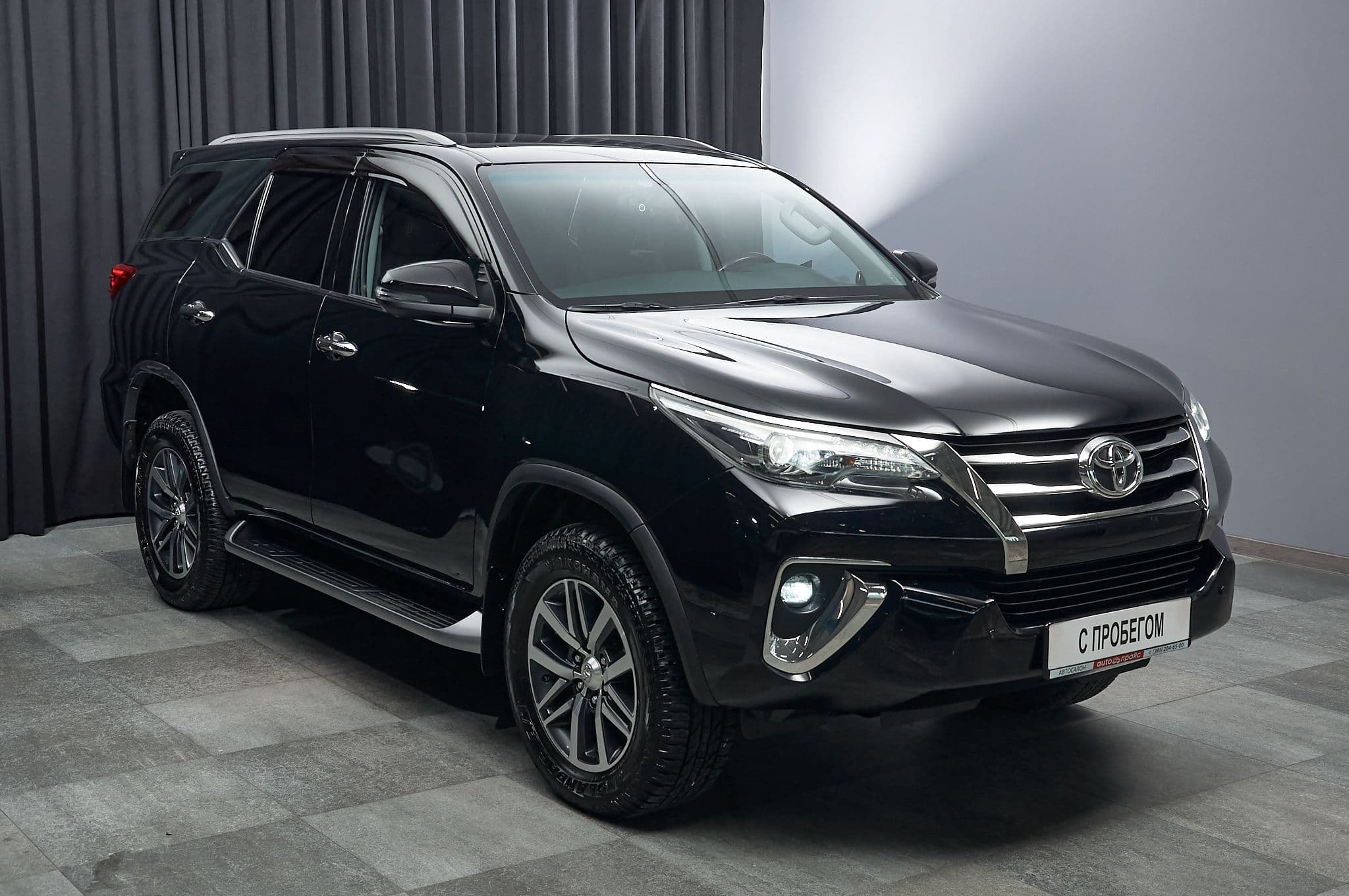 Toyota Fortuner - 3