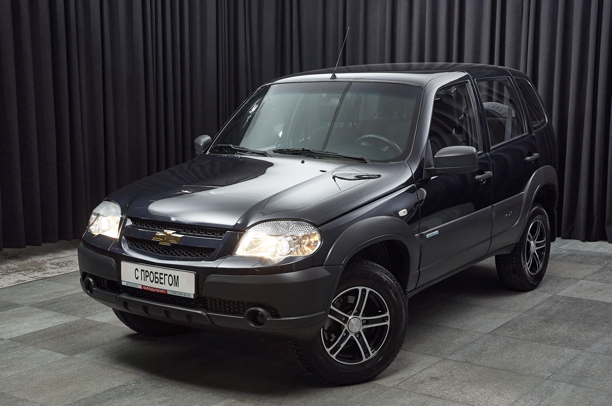 Chevrolet Niva - 1