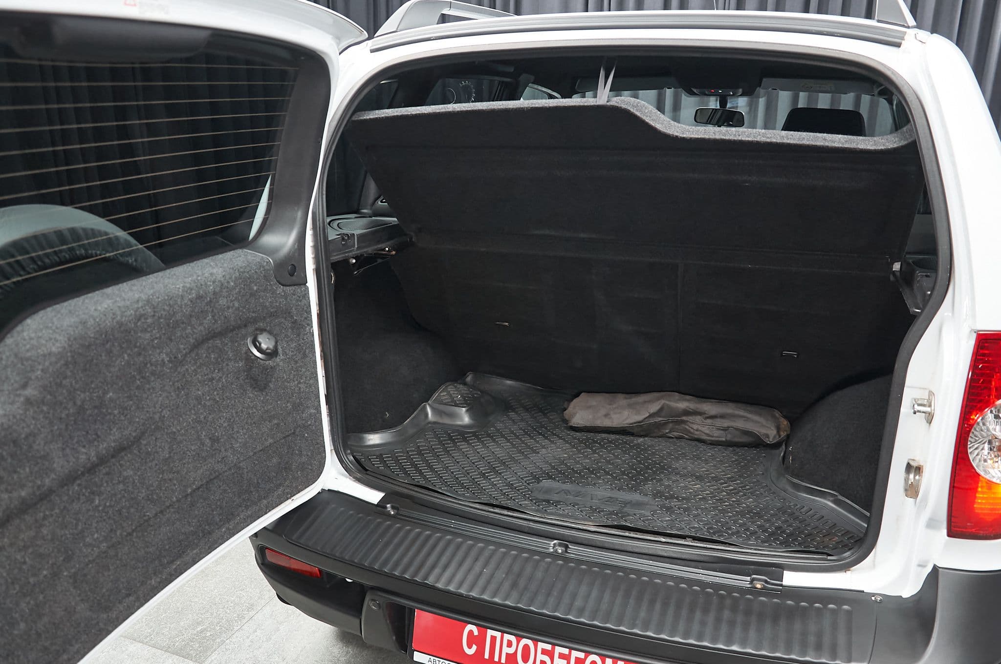 Chevrolet Niva - 3
