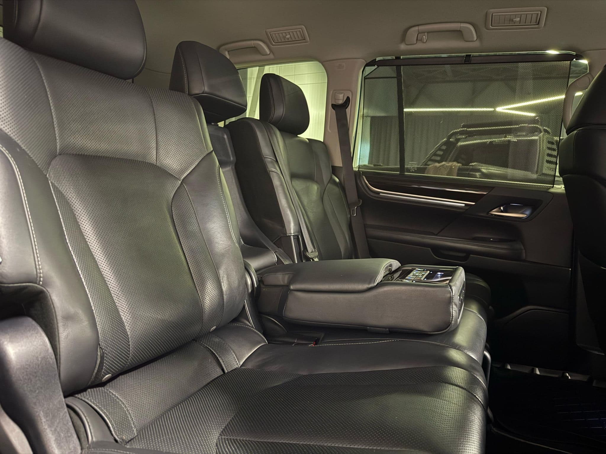 Lexus LX - 5