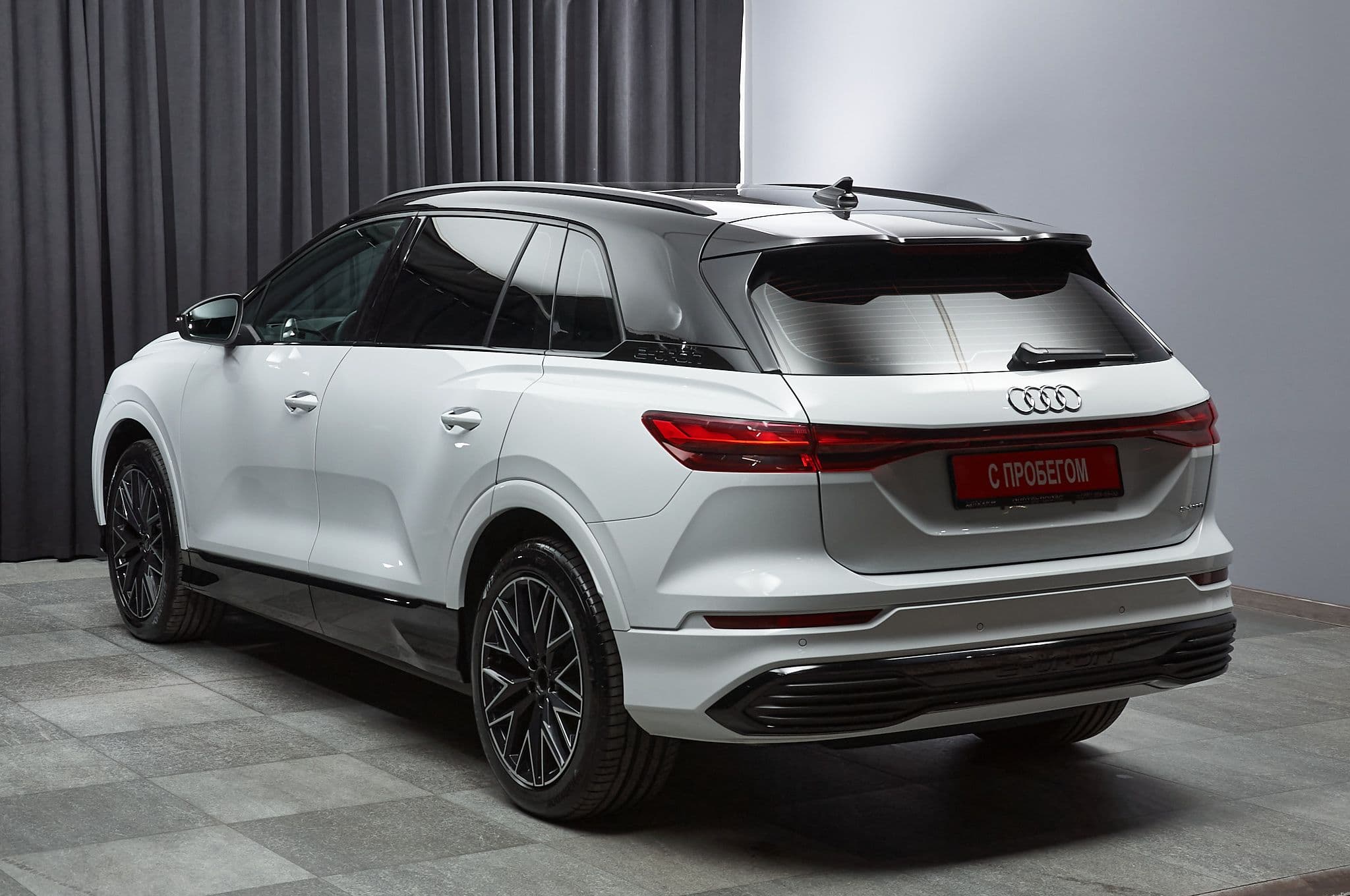 Audi Q5 e-tron - 5