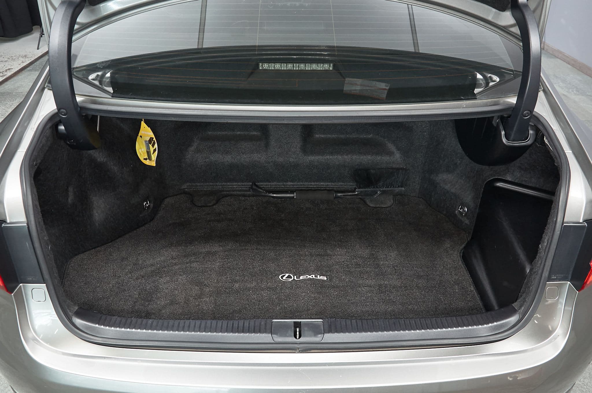 Lexus ES300h - 5