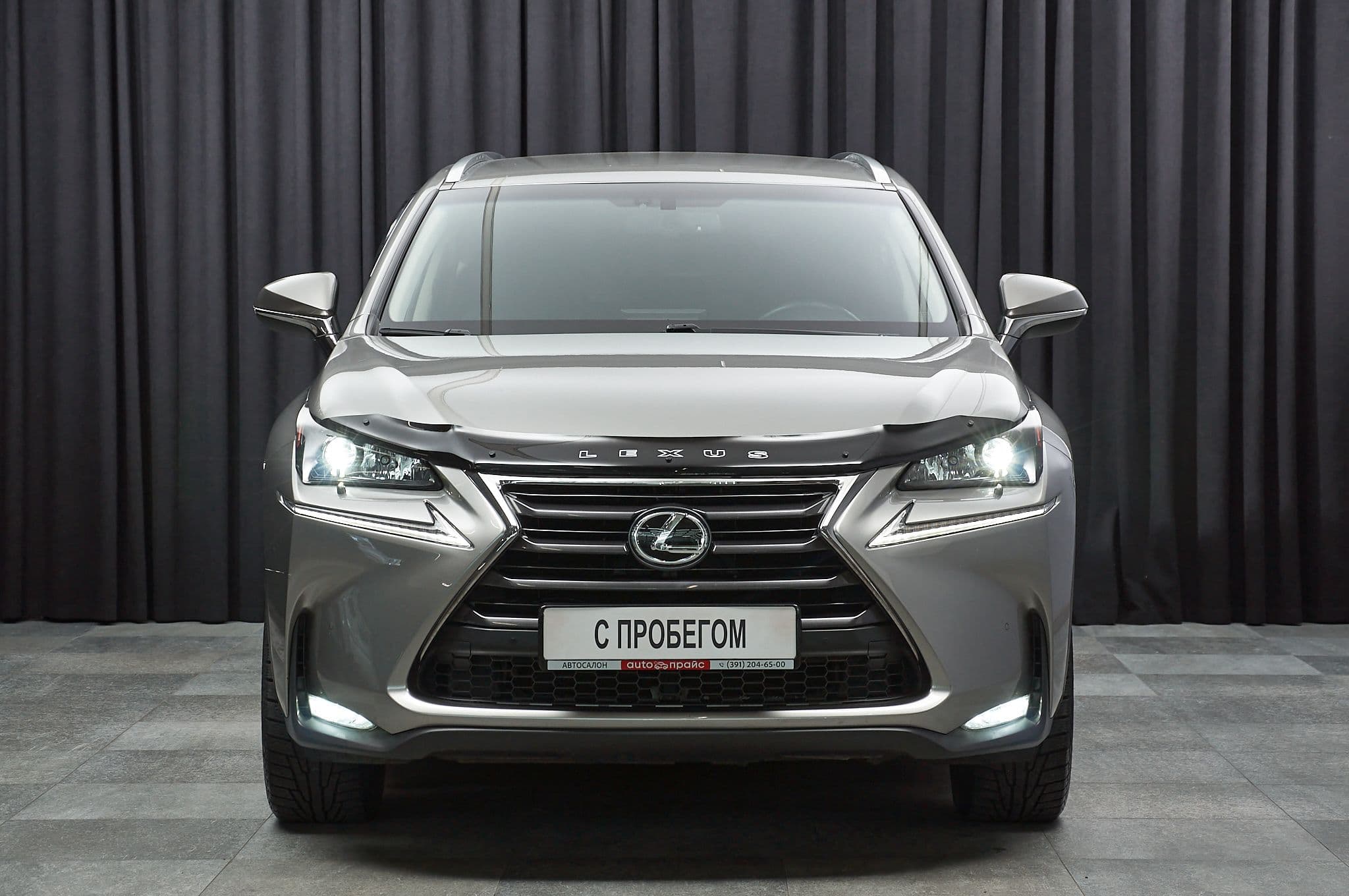 Lexus NX200t - 2