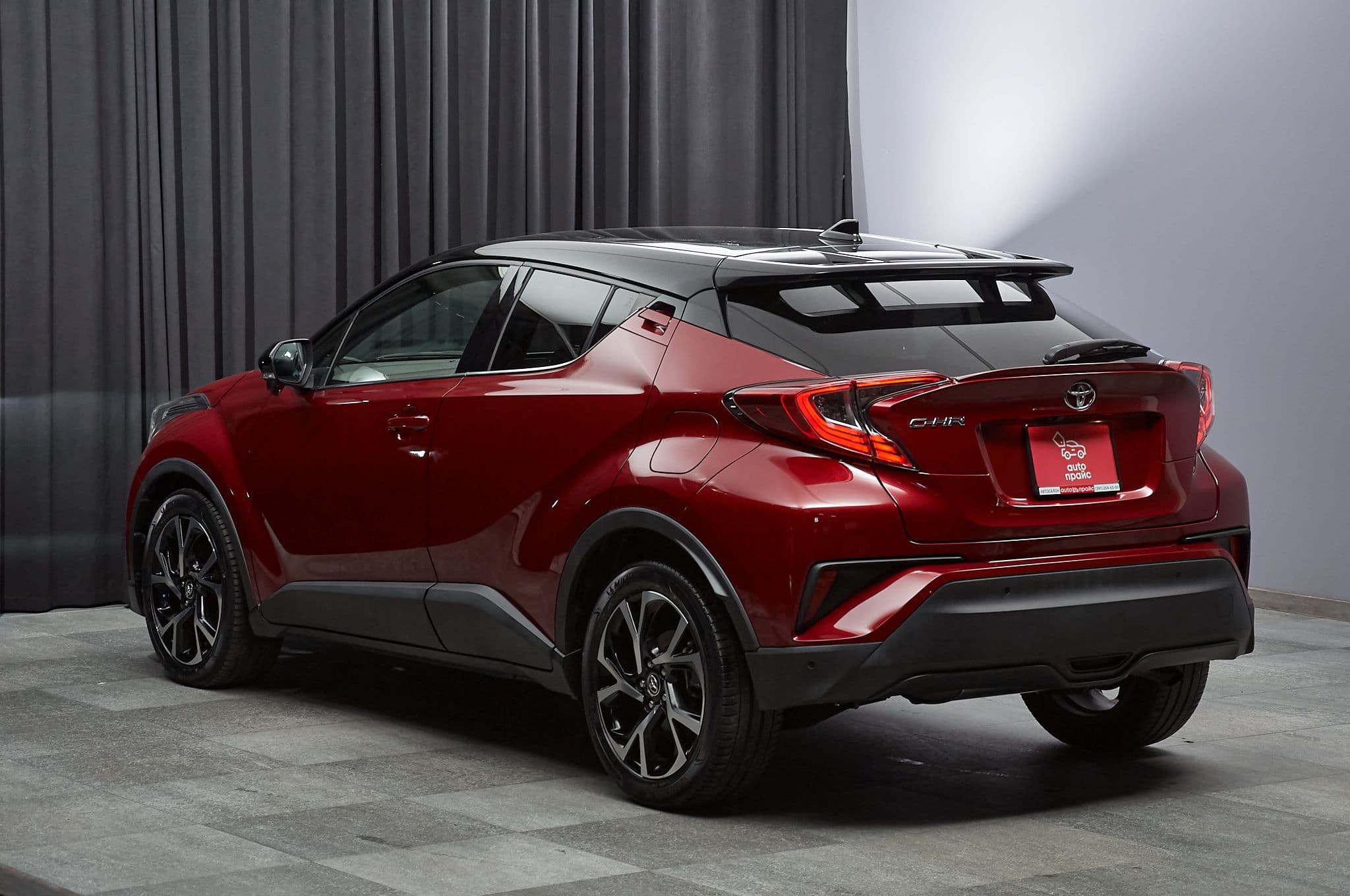 Toyota C-HR - 5