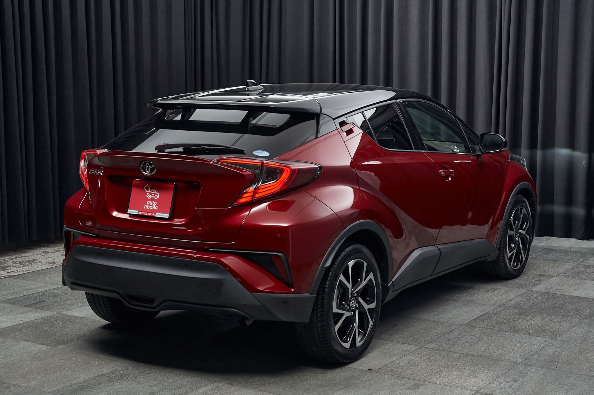 Toyota C-HR - 3
