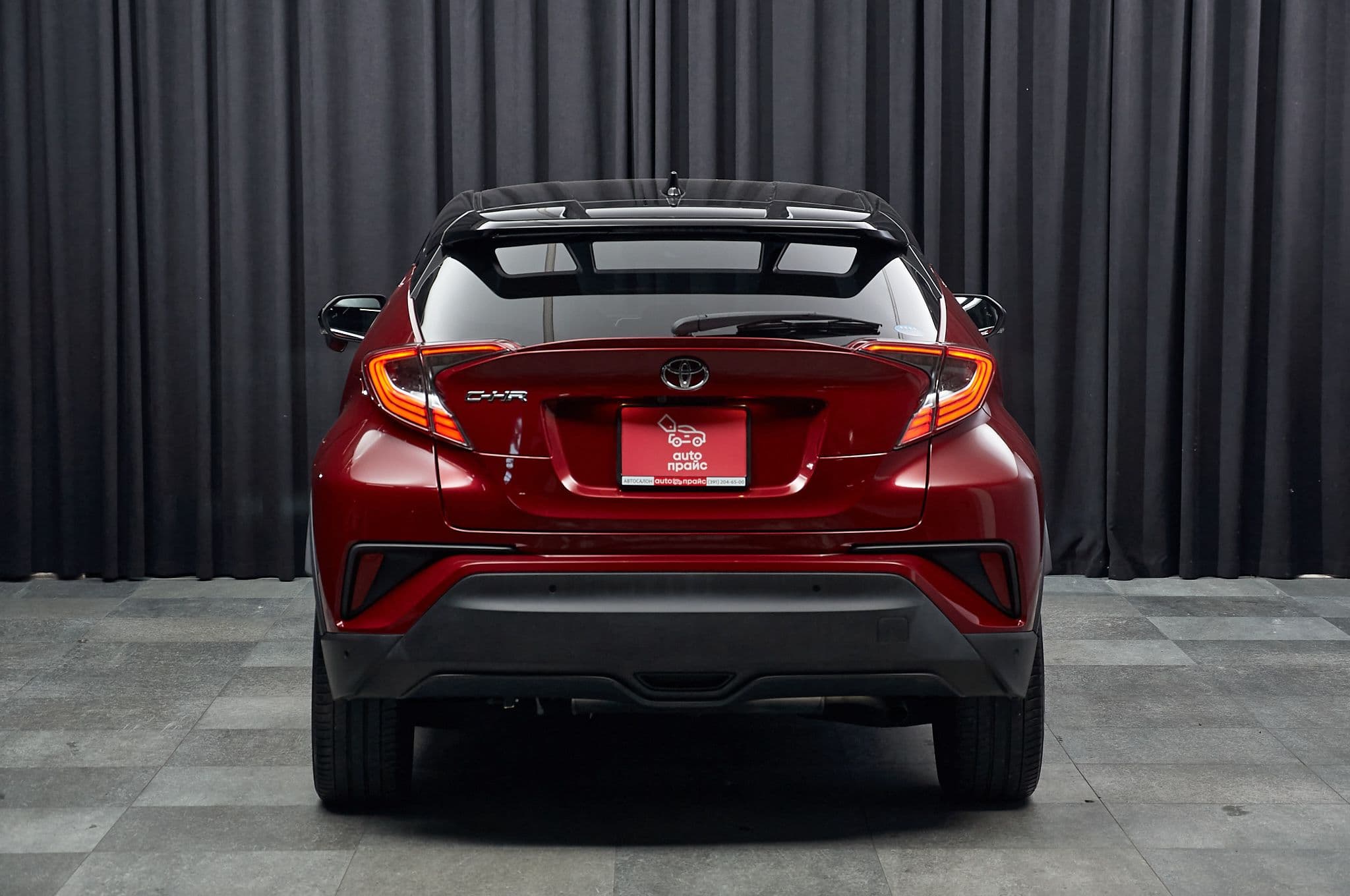 Toyota C-HR - 4