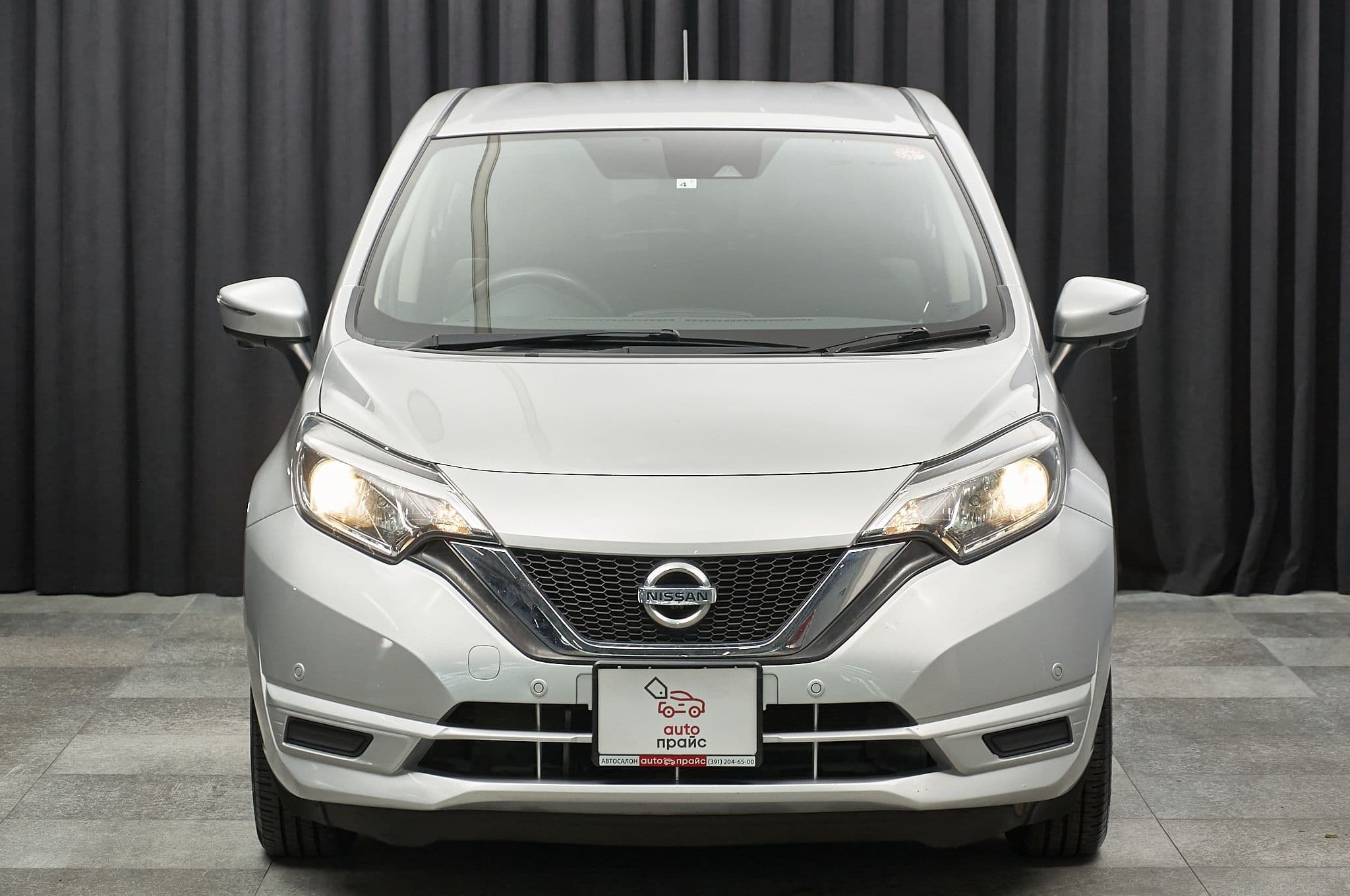 Nissan Note - 1