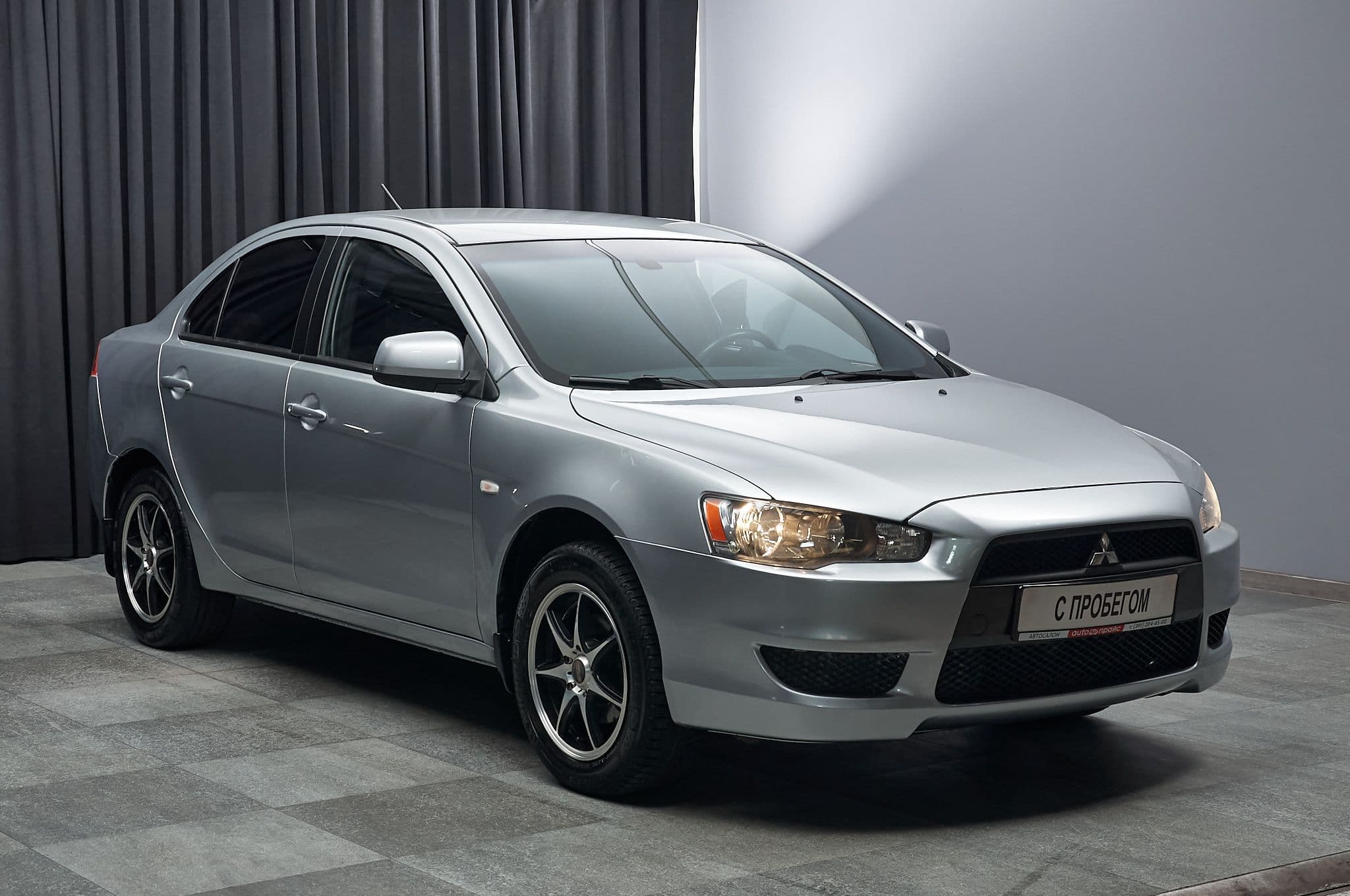 Mitsubishi Lancer - 3