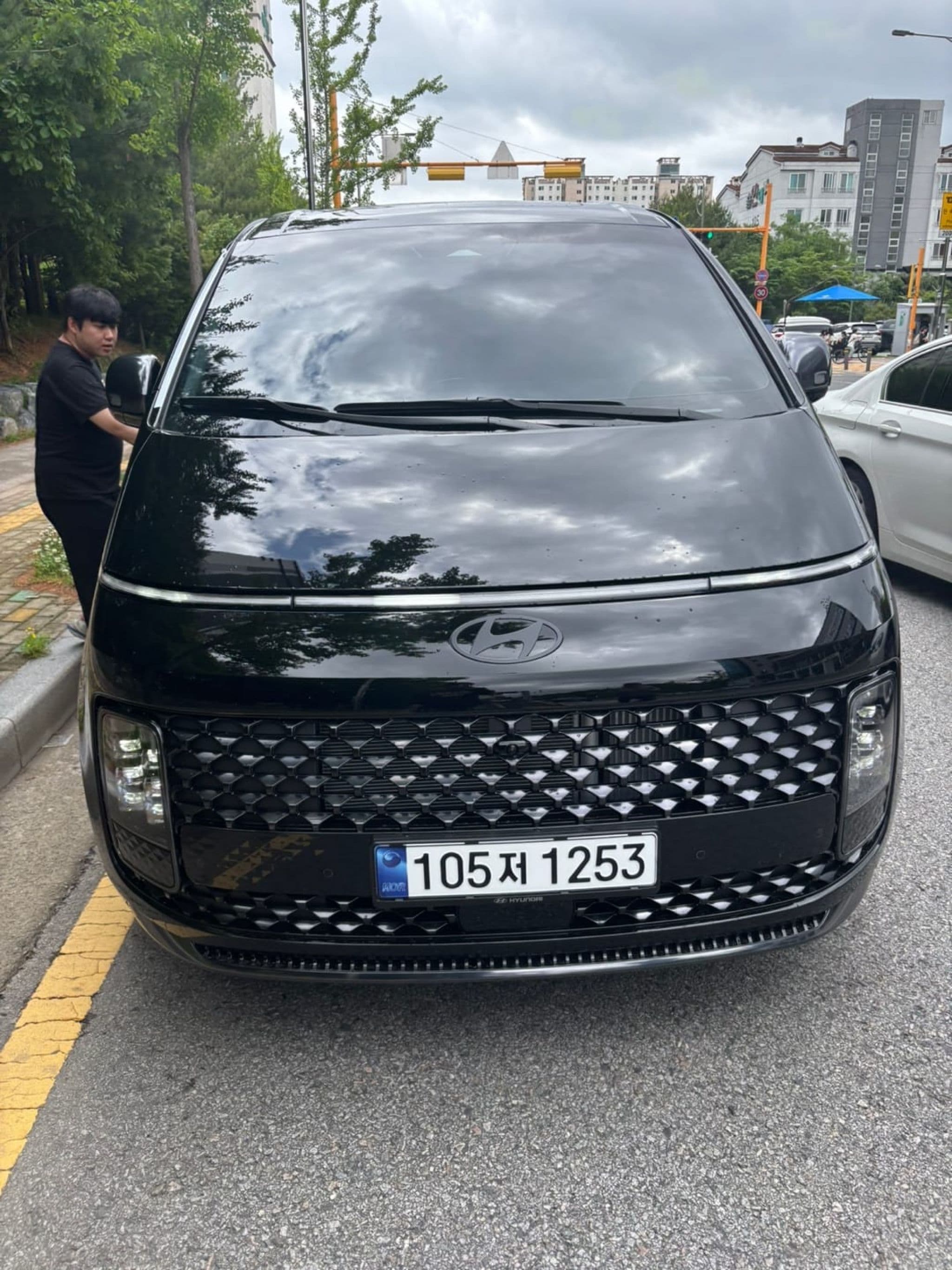 Hyundai Staria - 1