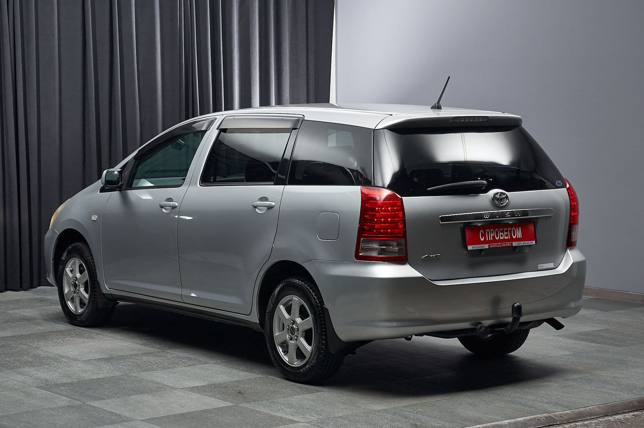 Toyota Wish - 4