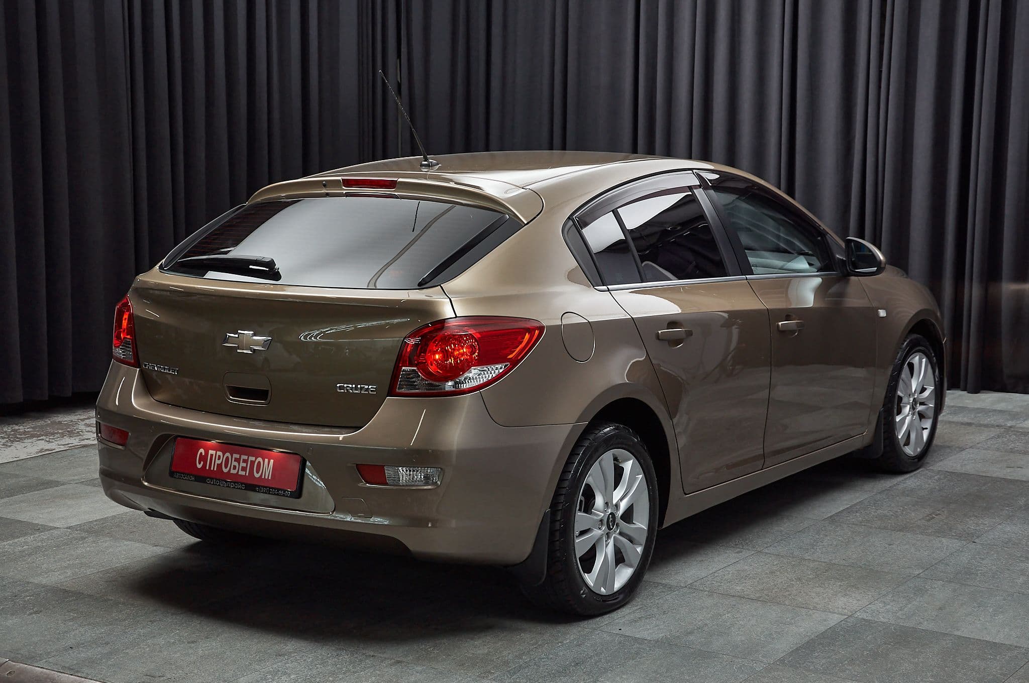 Chevrolet Cruze - 4