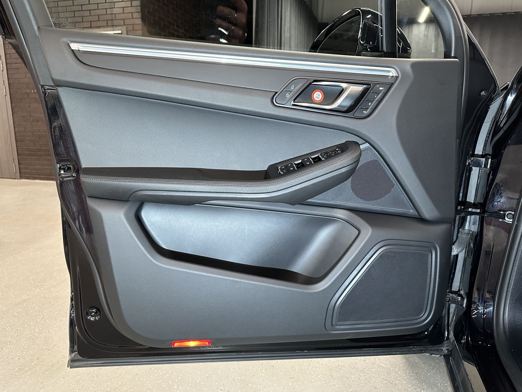 Porsche Macan - 4