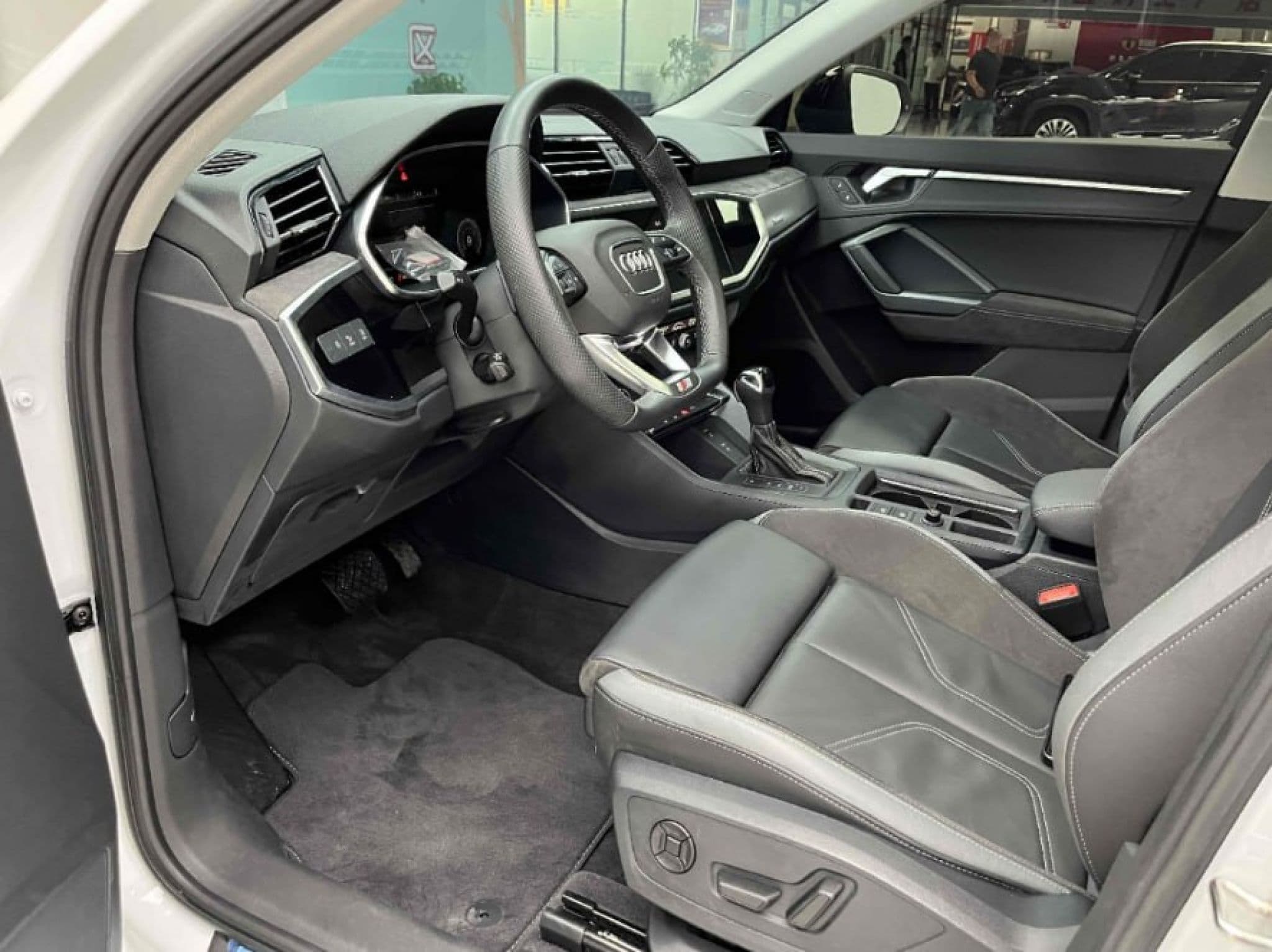 Audi Q3 - 5