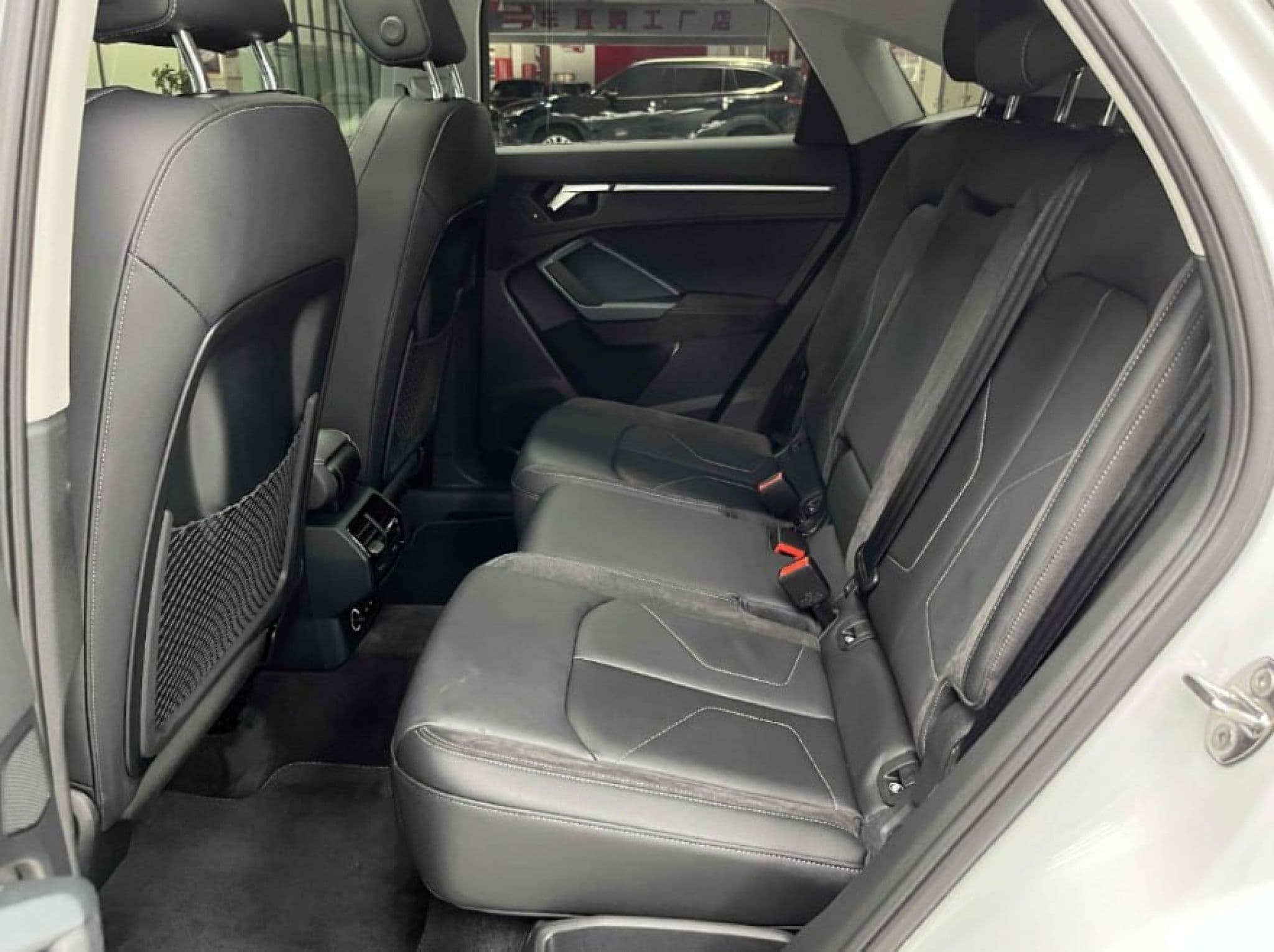 Audi Q3 - 4