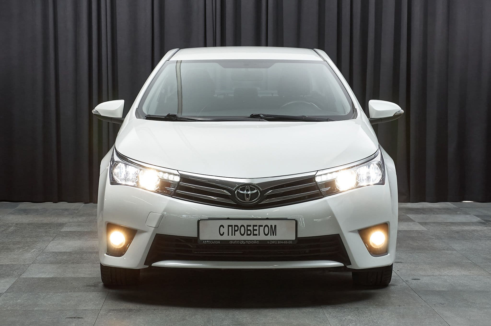 Toyota Corolla - 2