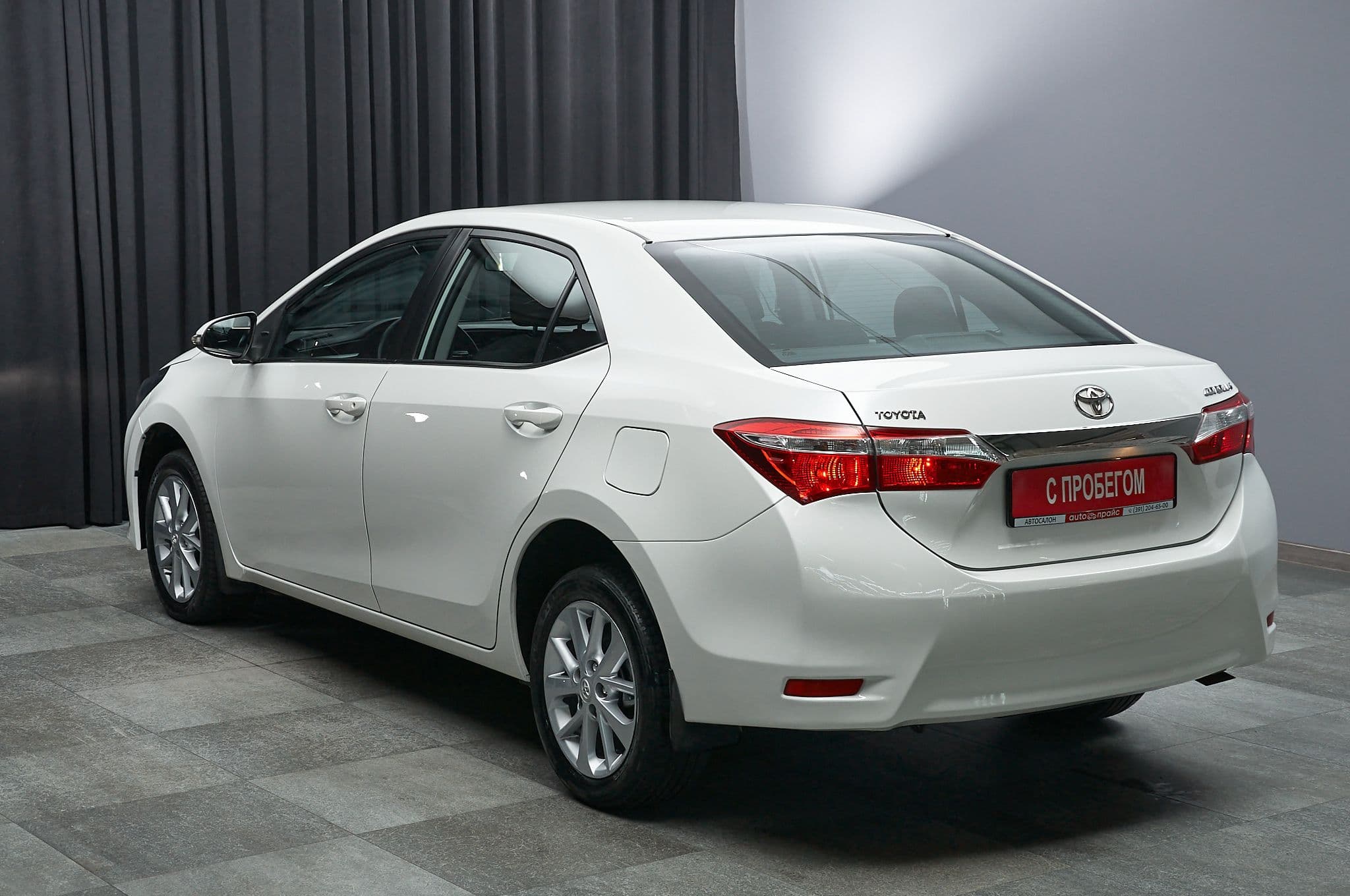 Toyota Corolla - 5