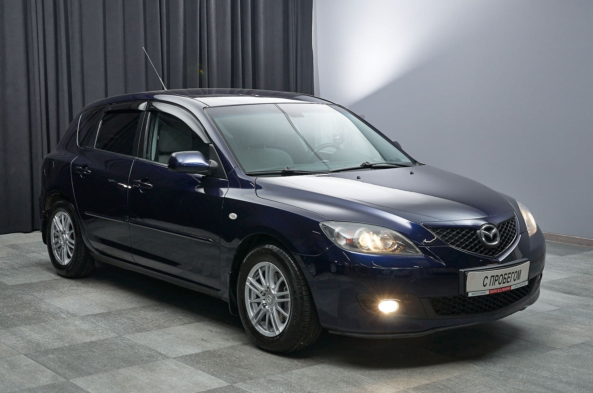 Mazda 3 - 3