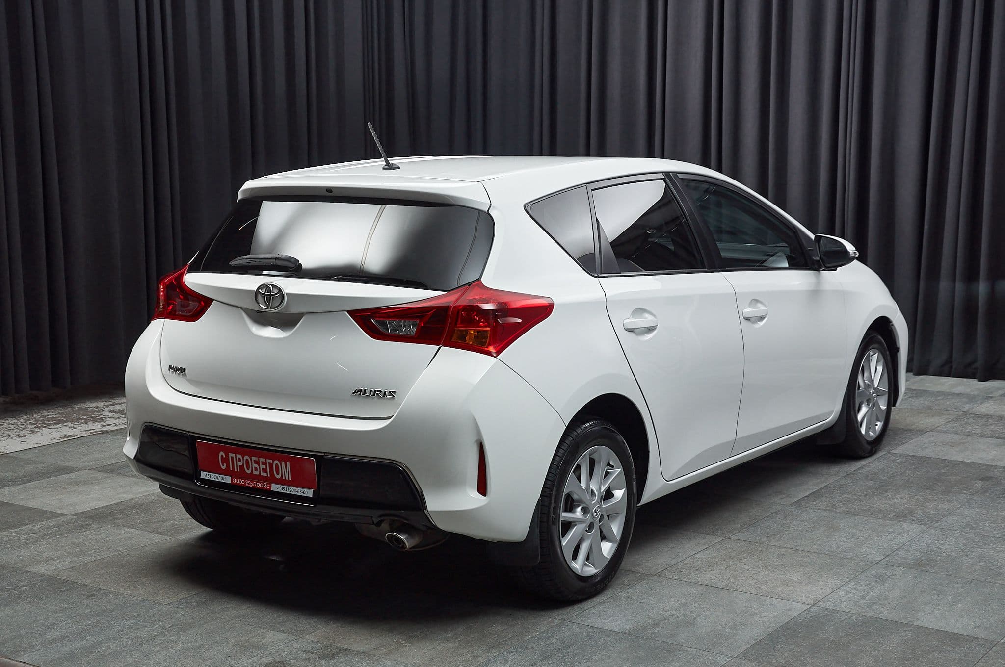 Toyota Auris - 4