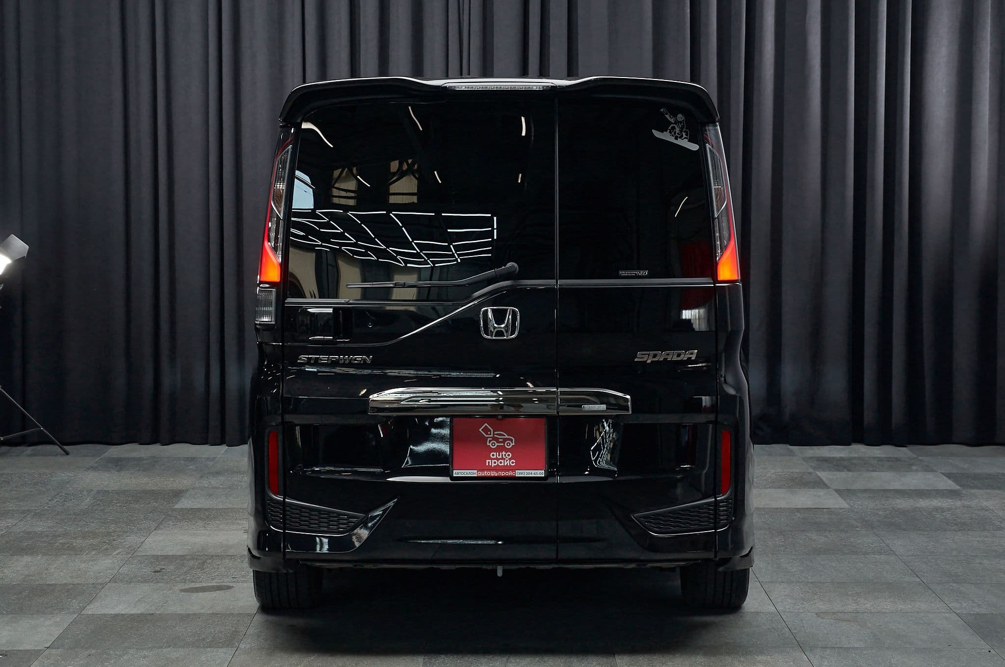Honda Stepwgn - 5