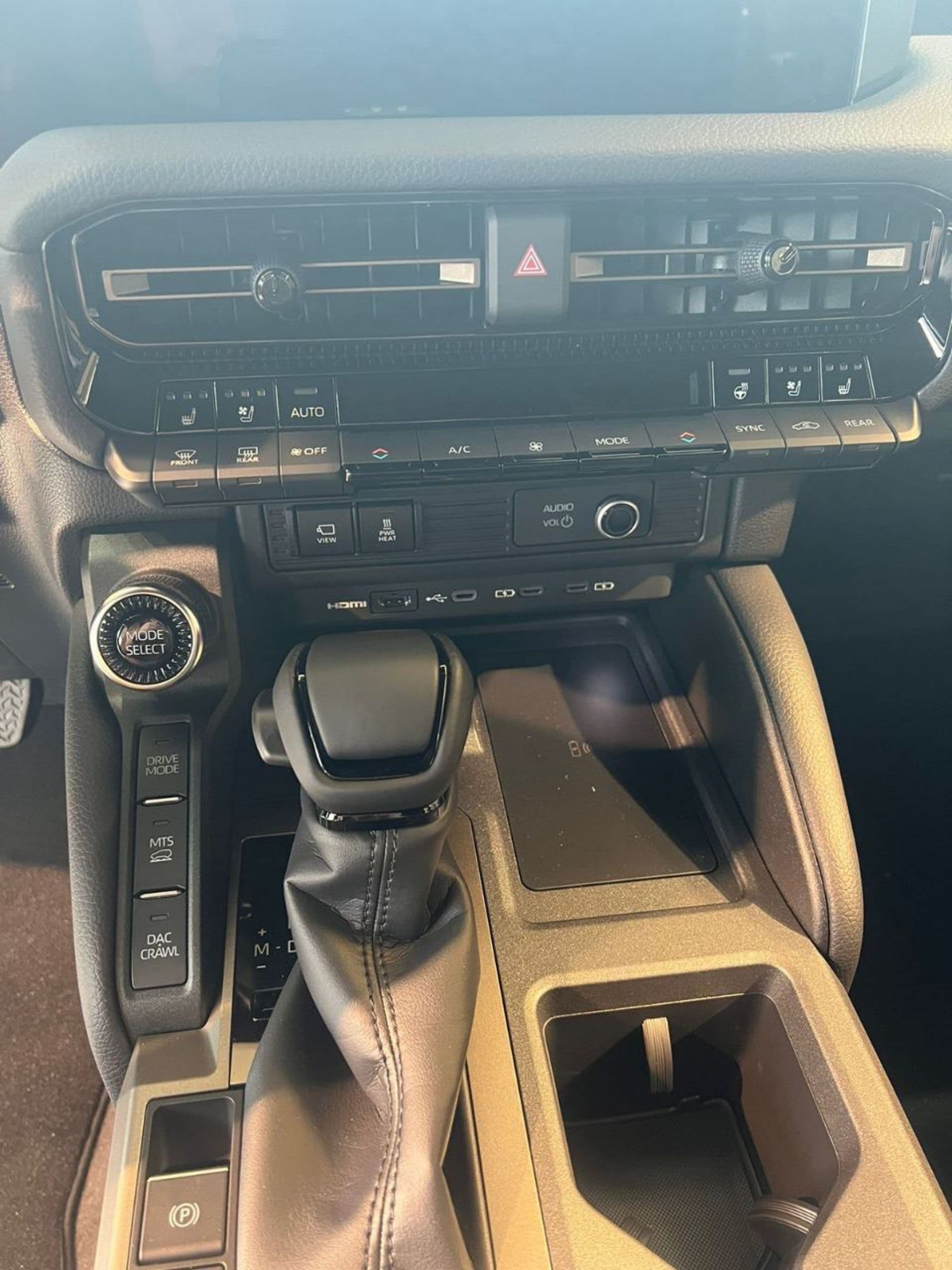 Toyota Land Cruiser Prado - 4