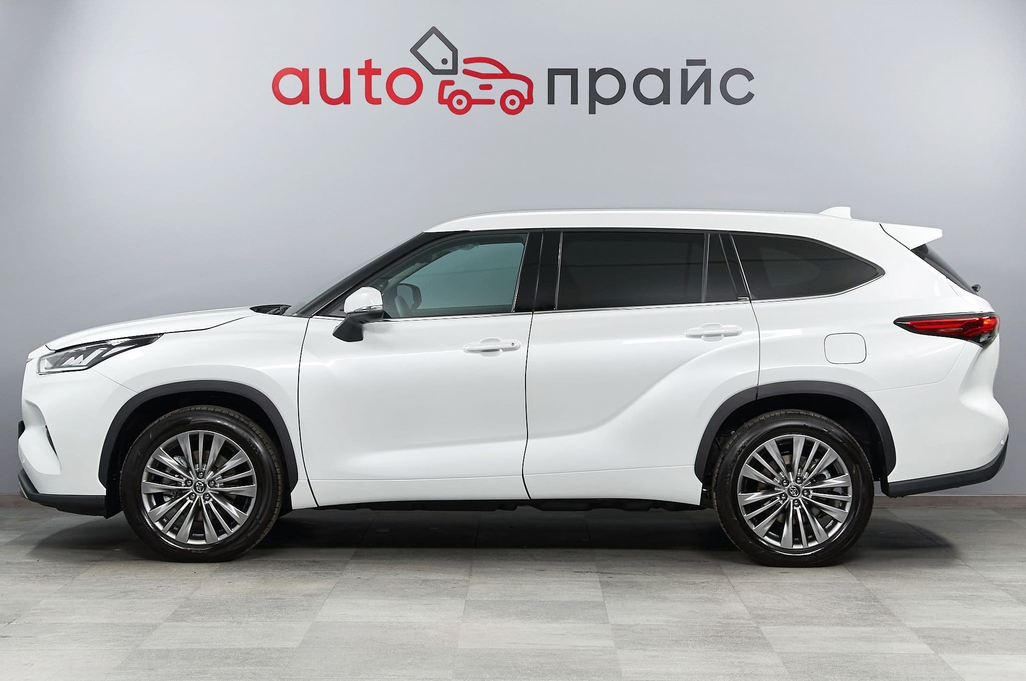 Toyota Highlander - 3