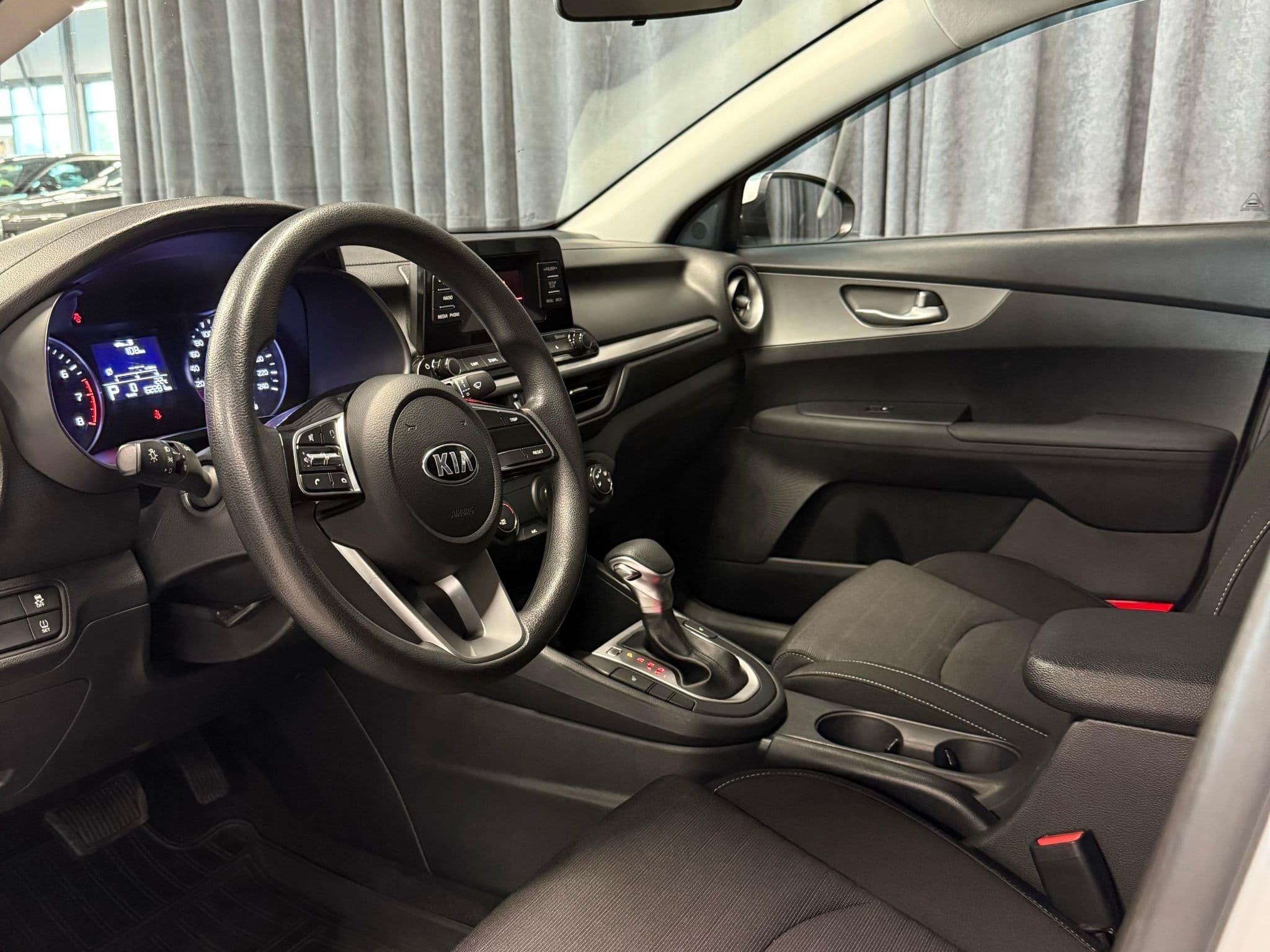 Kia Cerato - 1