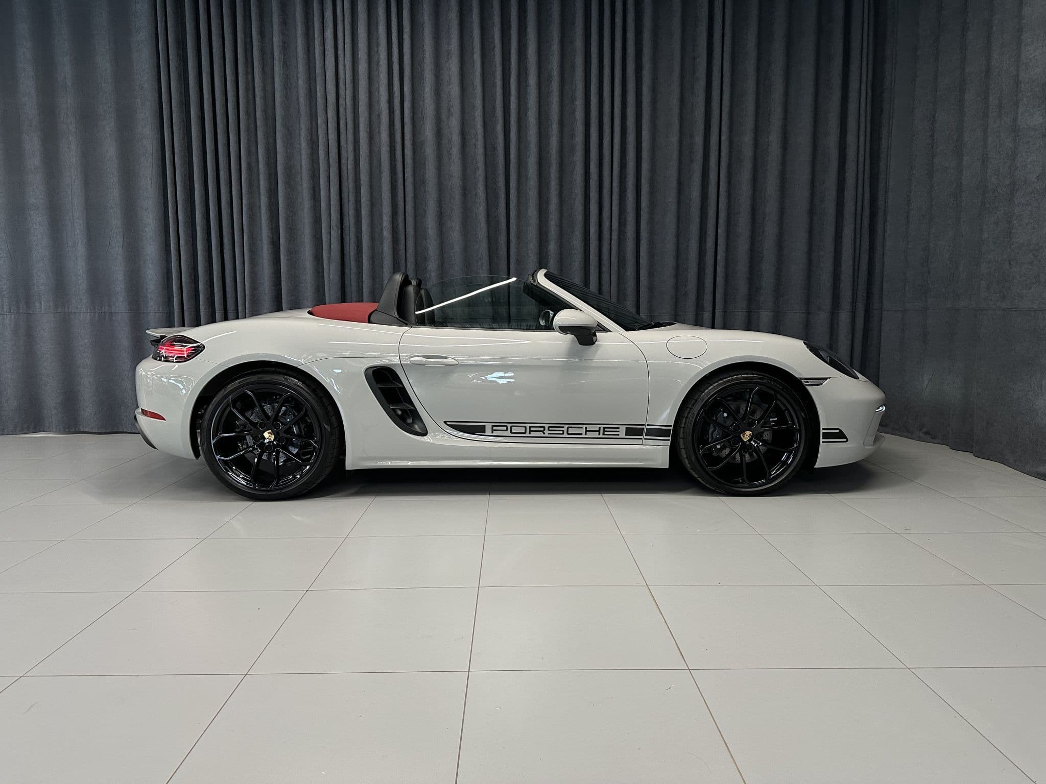 Porsche Boxster - 5