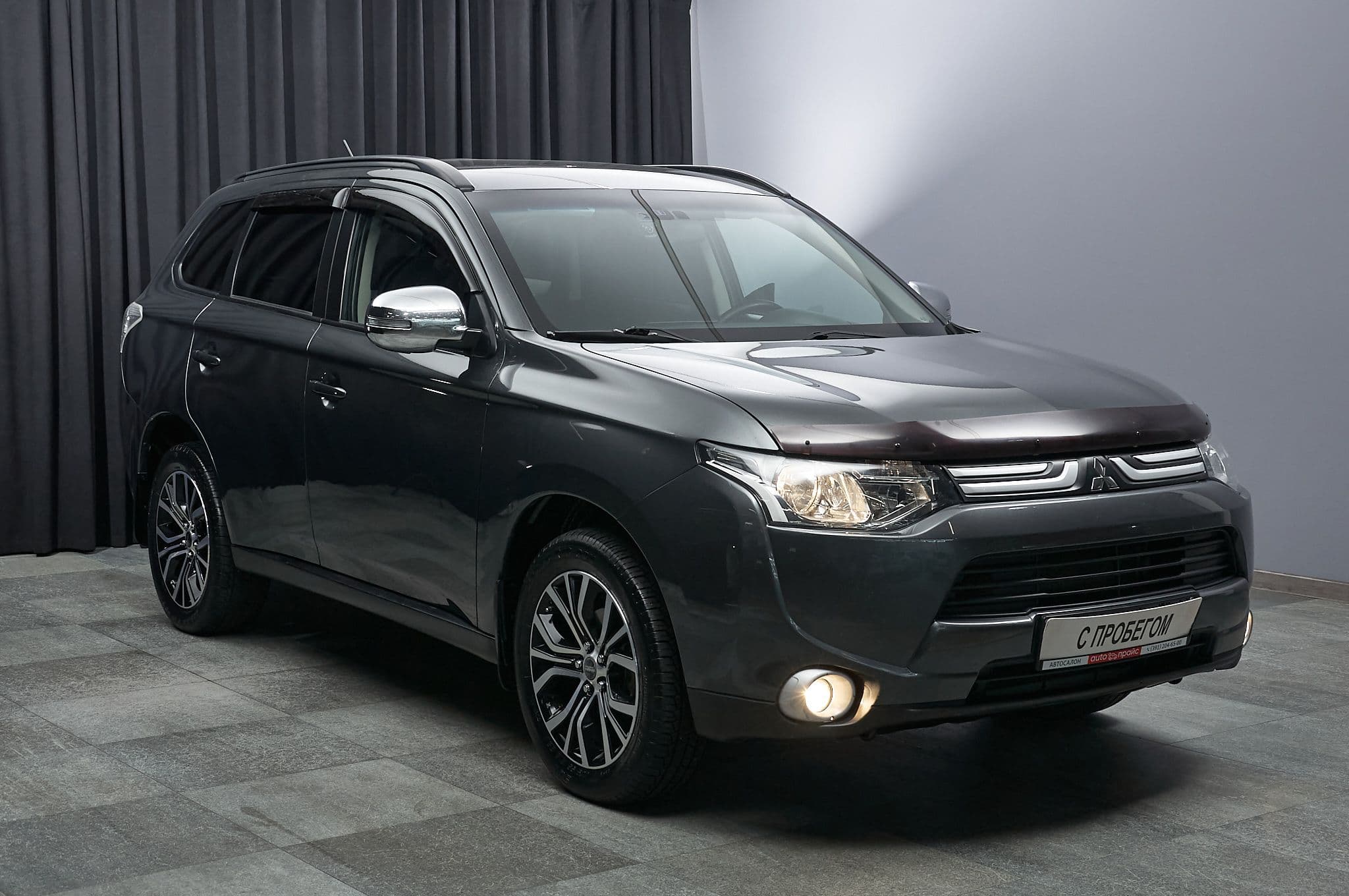Mitsubishi Outlander - 3