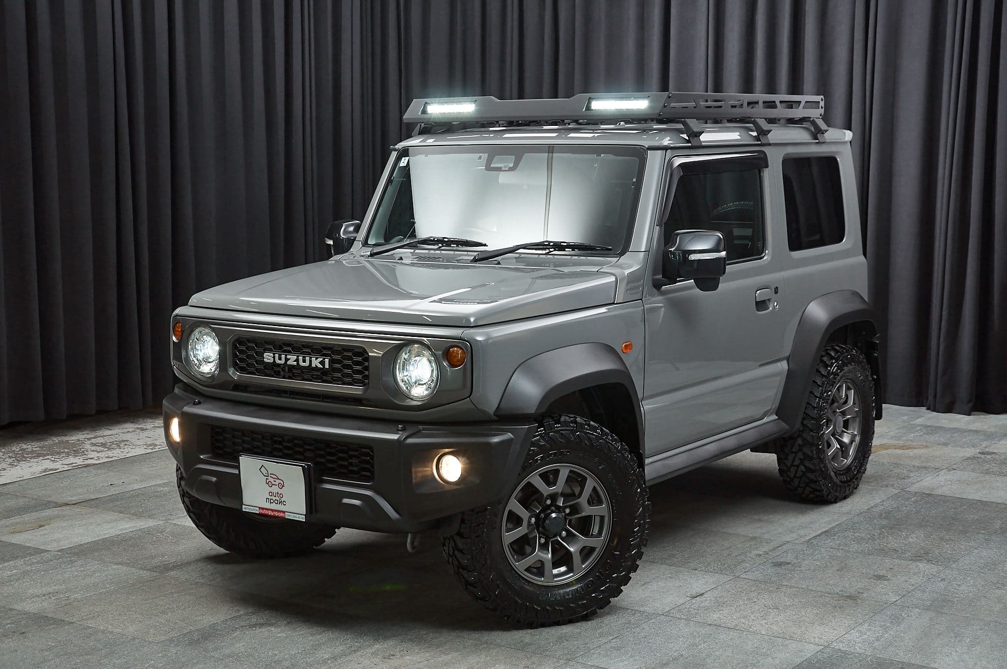Suzuki Jimny - 1