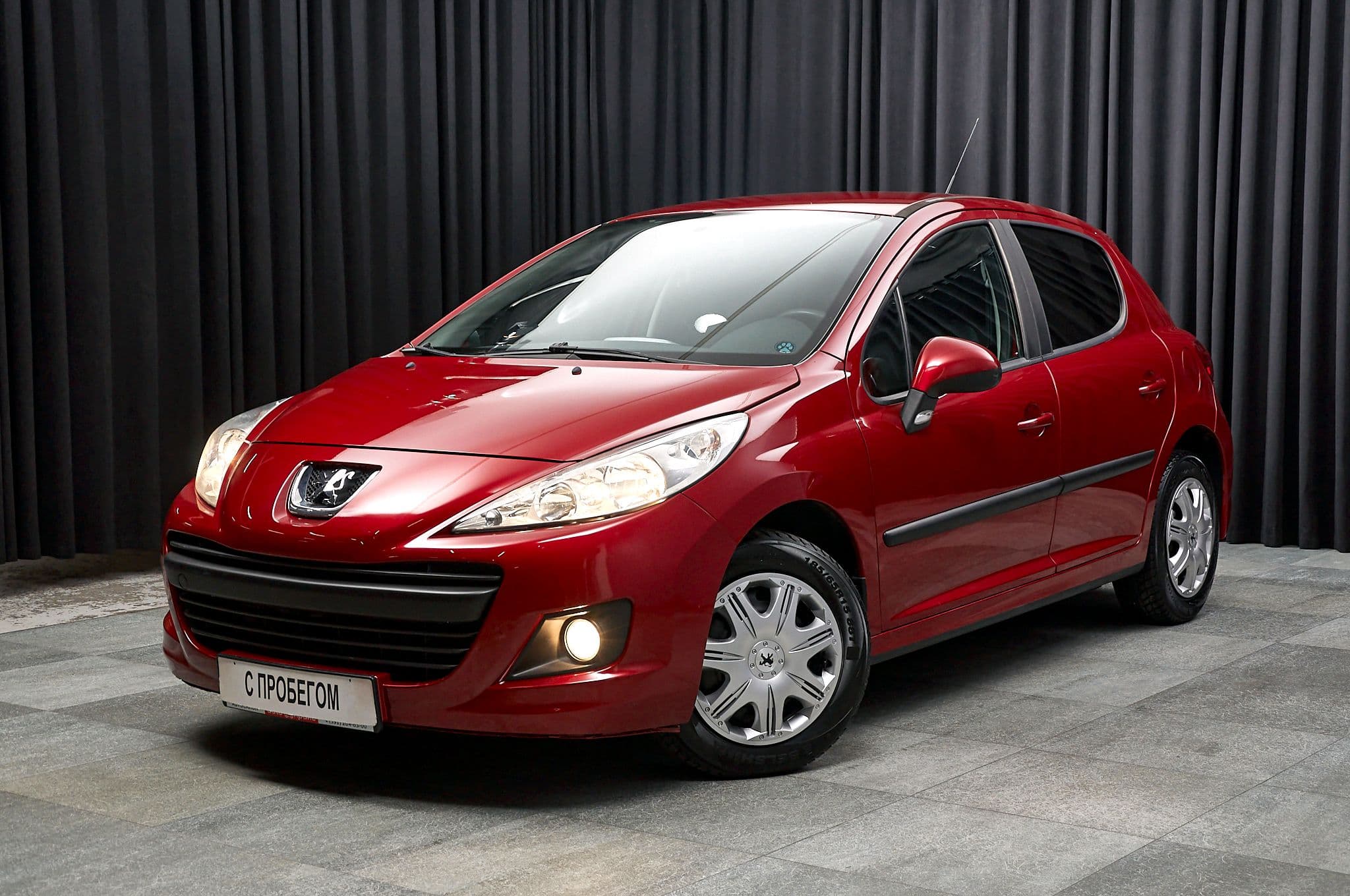 Peugeot 207 - 1