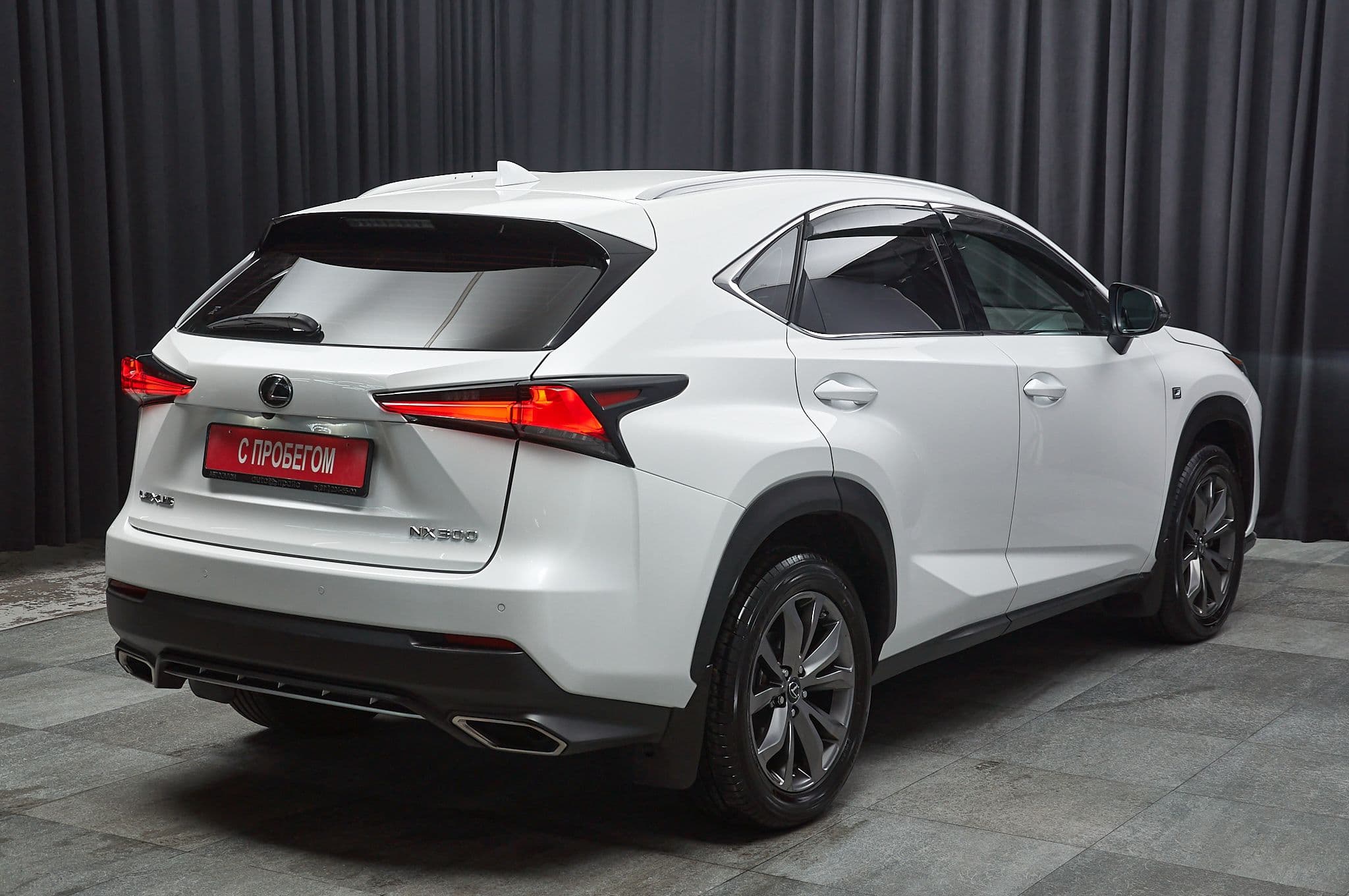 Lexus NX300 - 4