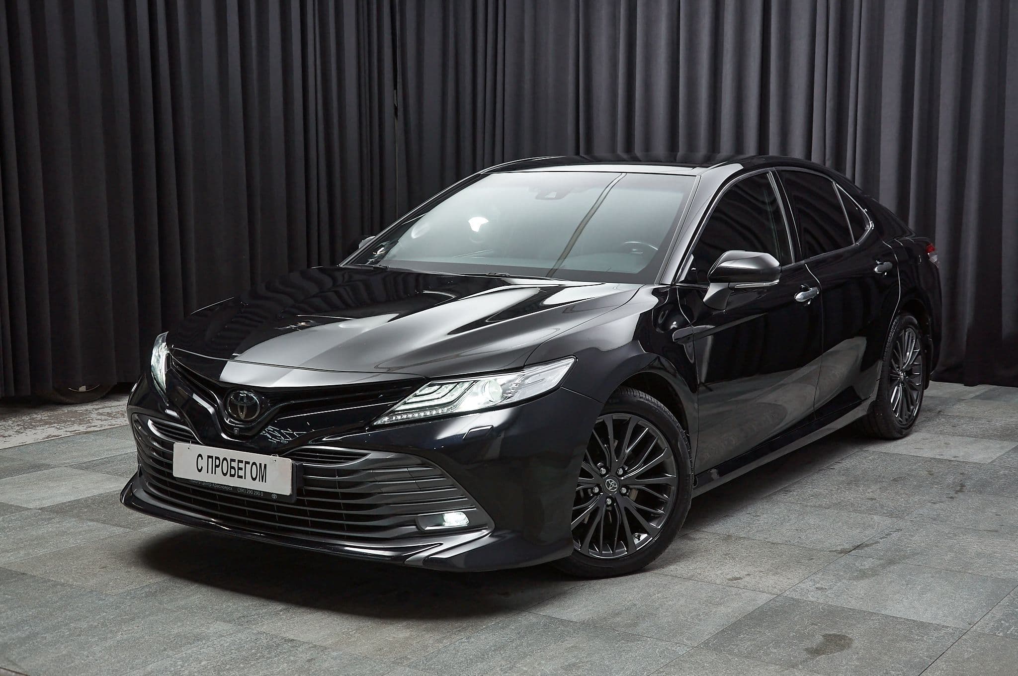 Toyota Camry - 1