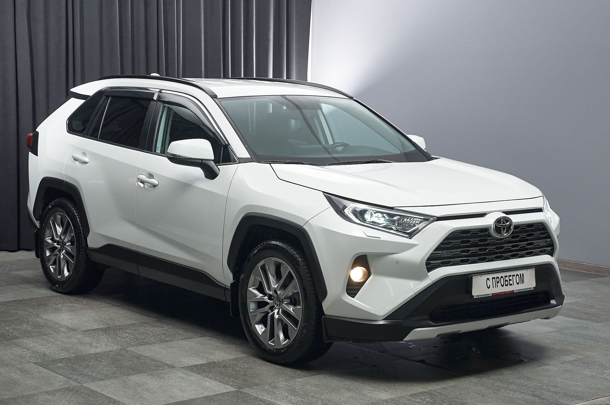 Toyota RAV4 - 3