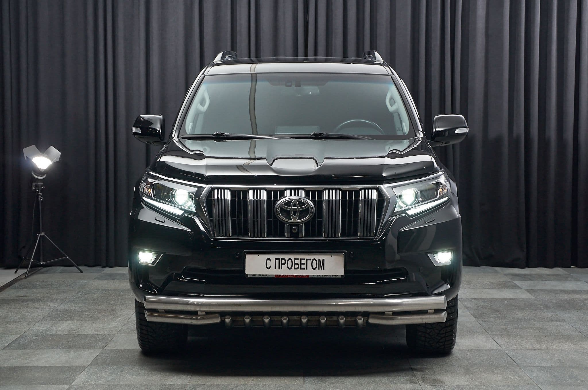 Toyota Land Cruiser Prado - 2