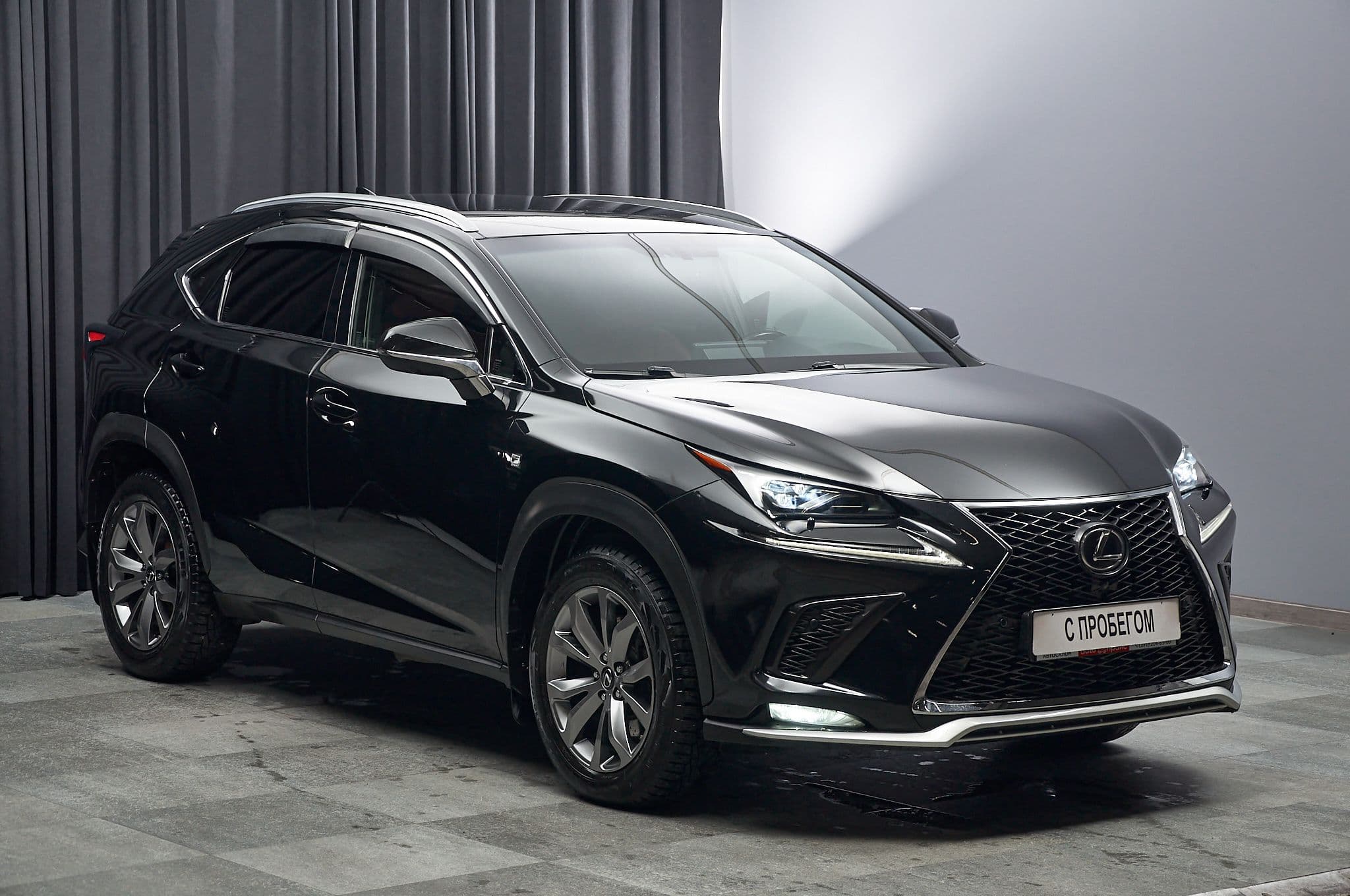 Lexus NX300 - 3