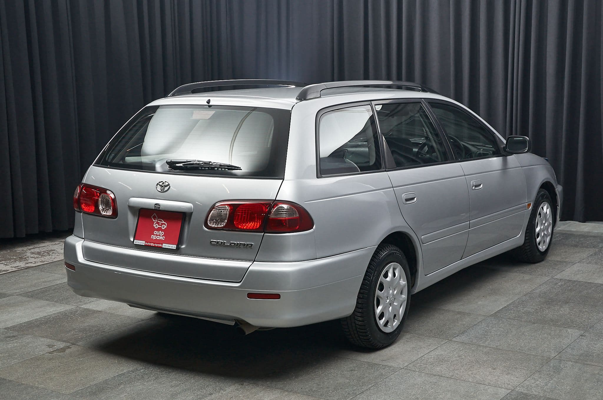 Toyota Caldina - 4