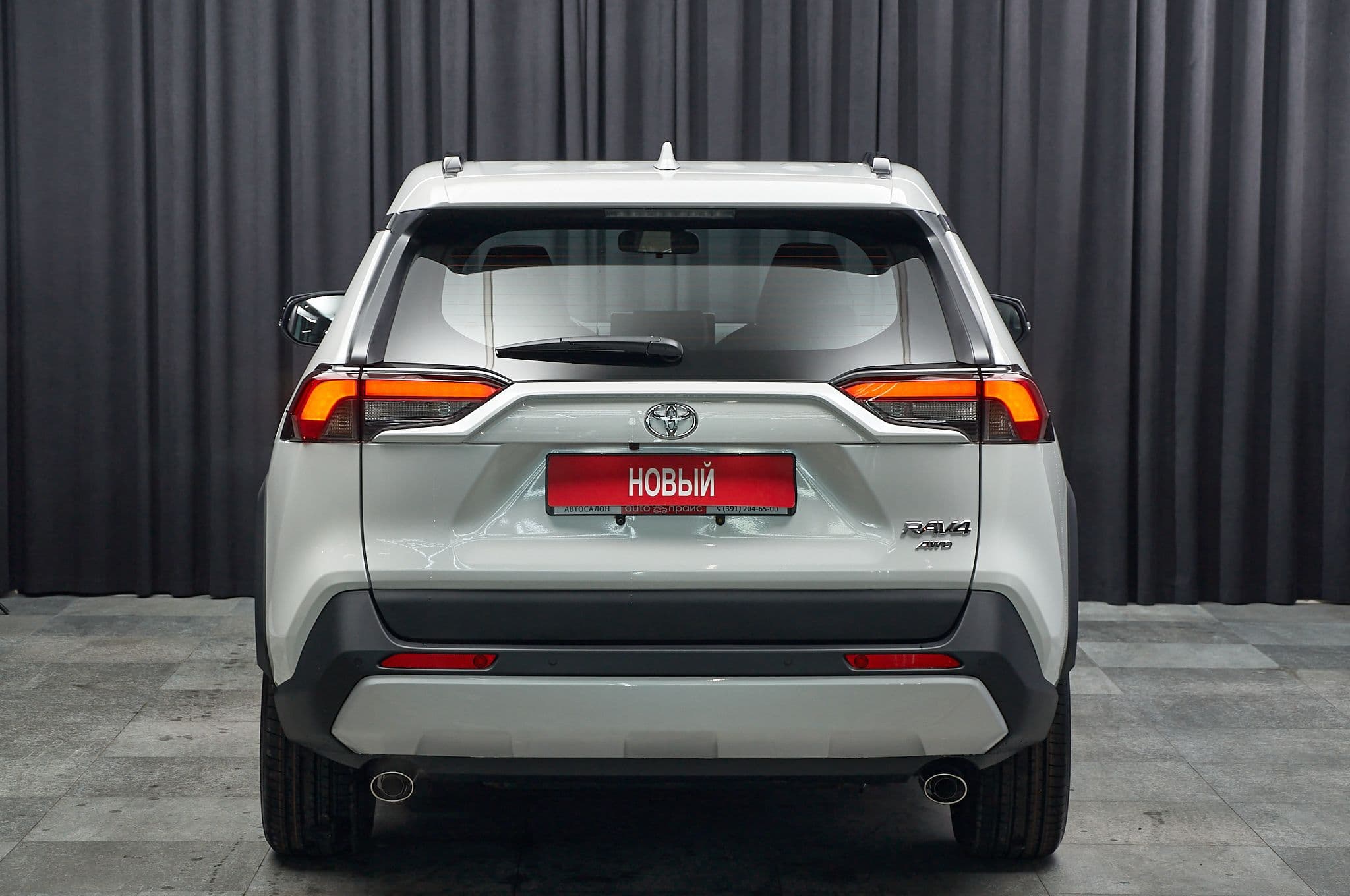 Toyota RAV4 - 4