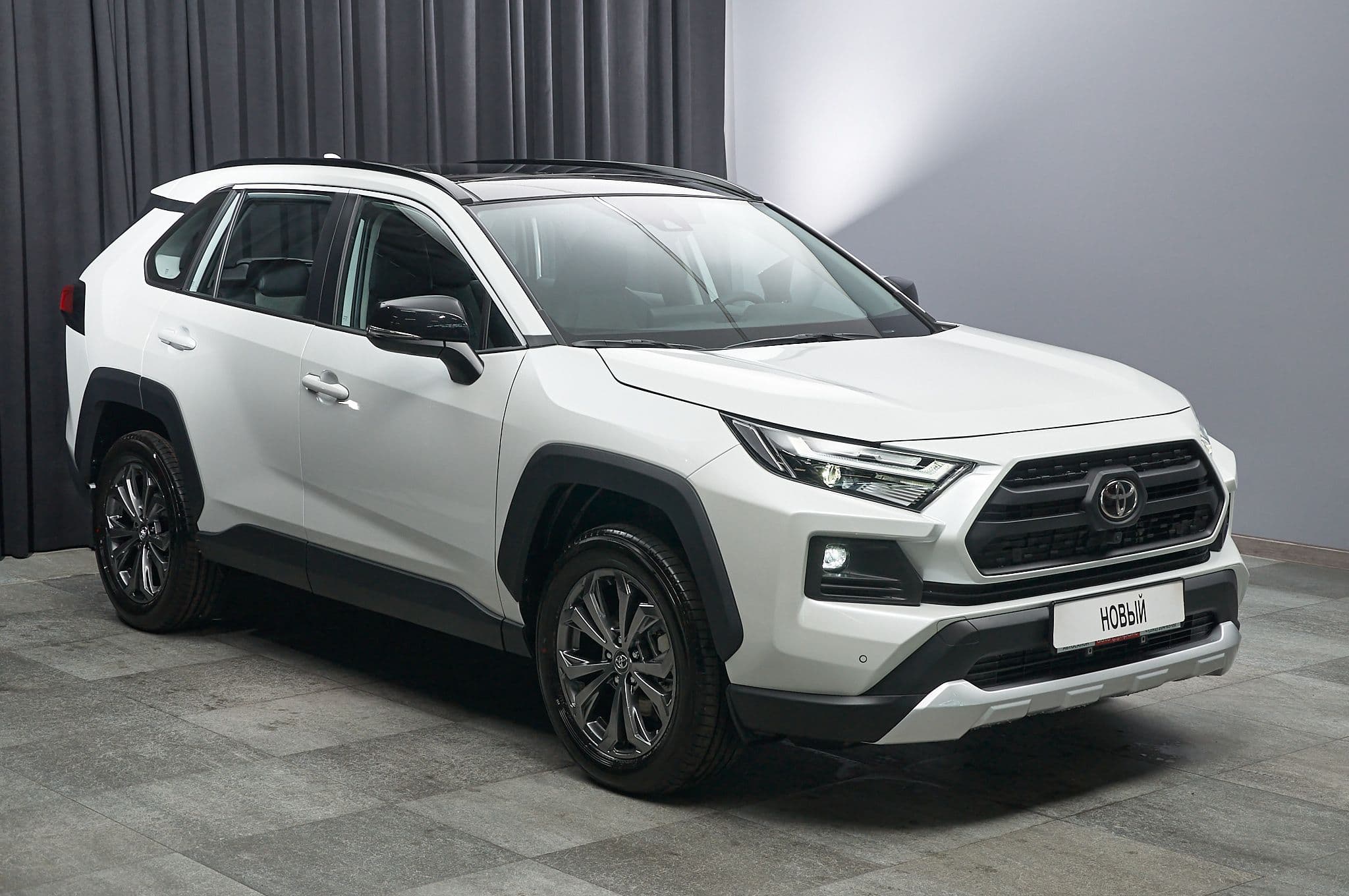 Toyota RAV4 - 2