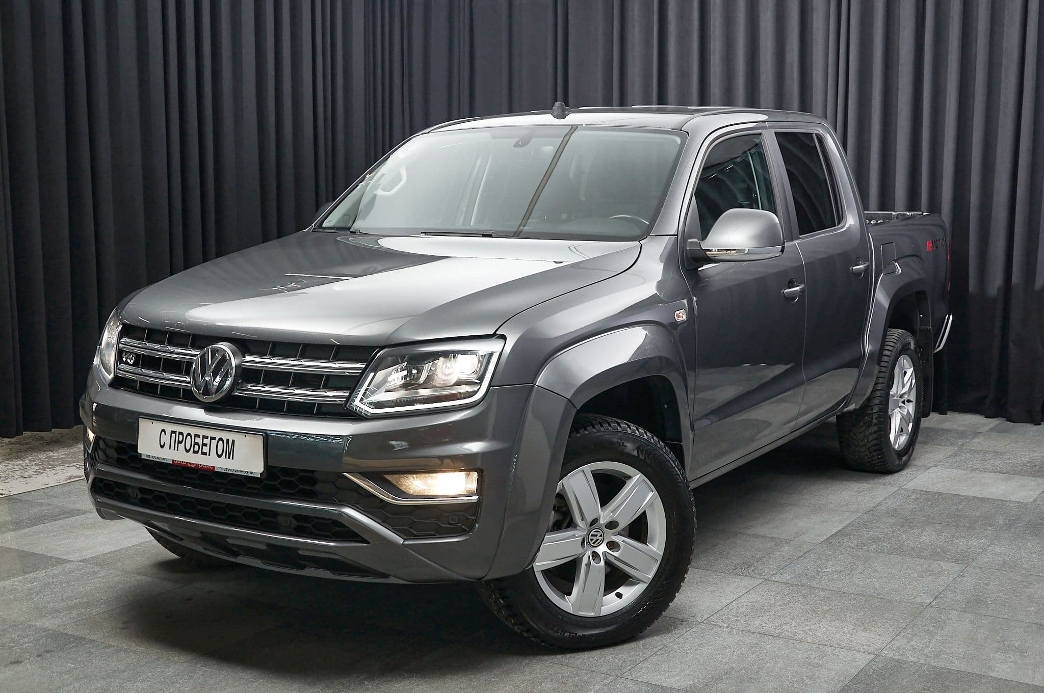 Volkswagen Amarok - 1