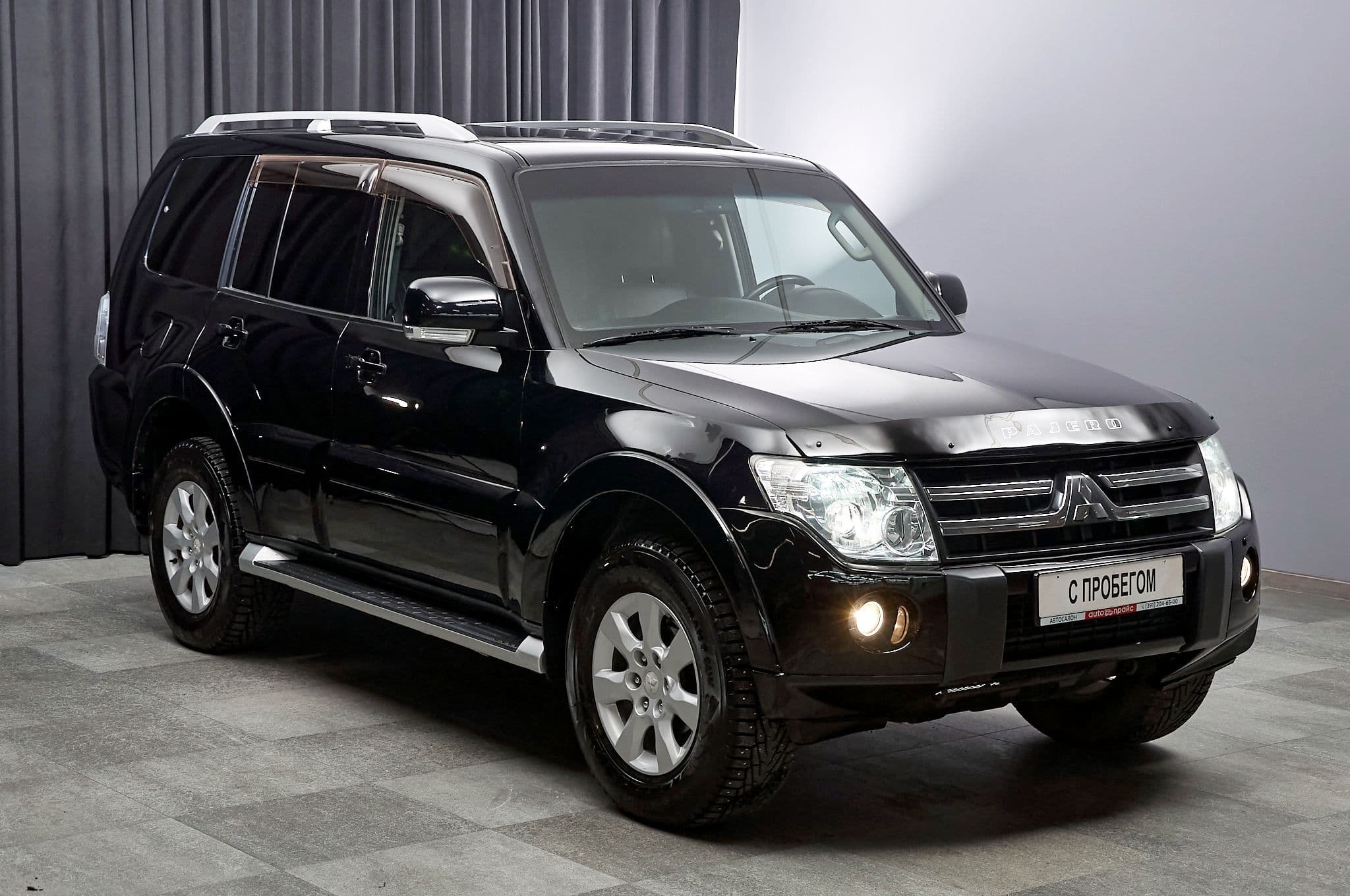 Mitsubishi Pajero - 3
