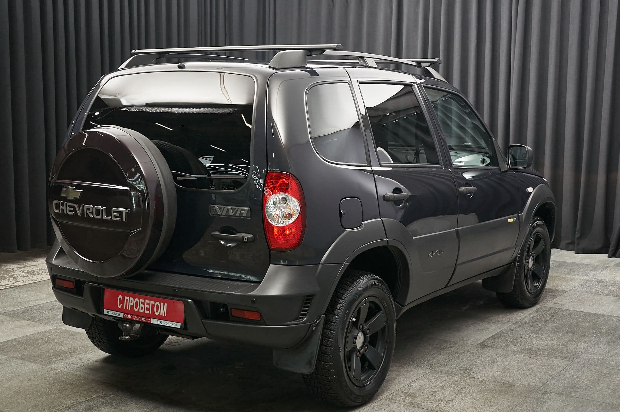 Chevrolet Niva - 4
